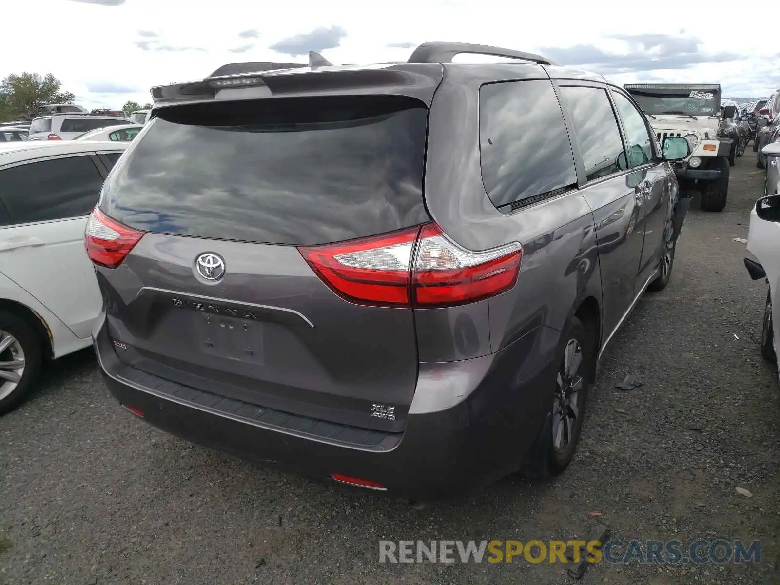 4 Фотография поврежденного автомобиля 5TDDZ3DC5KS222661 TOYOTA SIENNA 2019