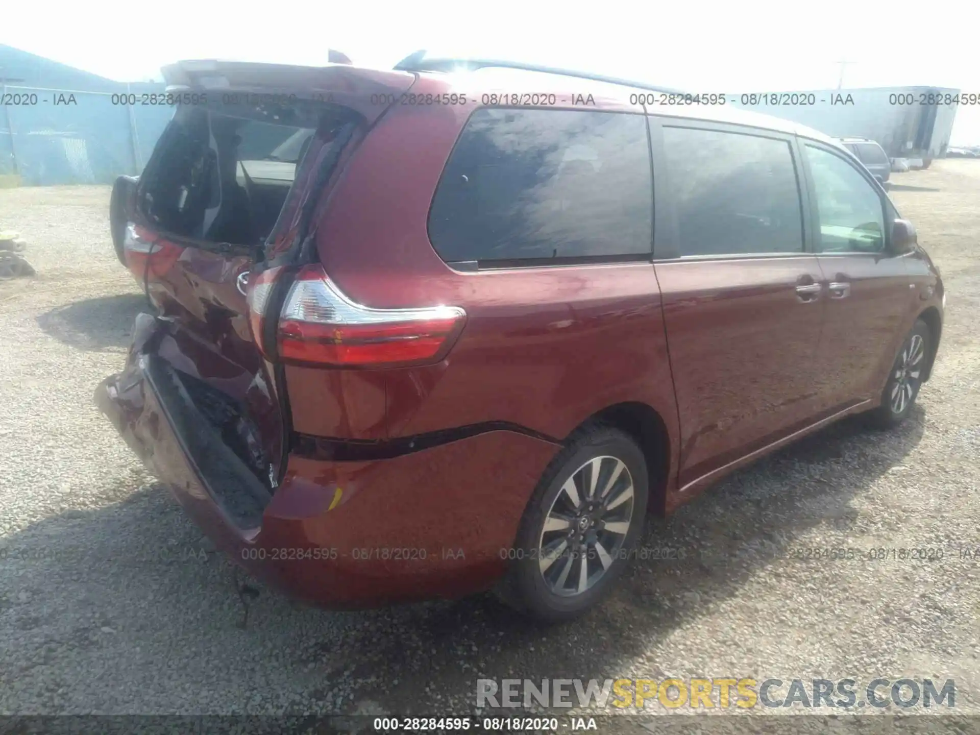 4 Фотография поврежденного автомобиля 5TDDZ3DC5KS223339 TOYOTA SIENNA 2019