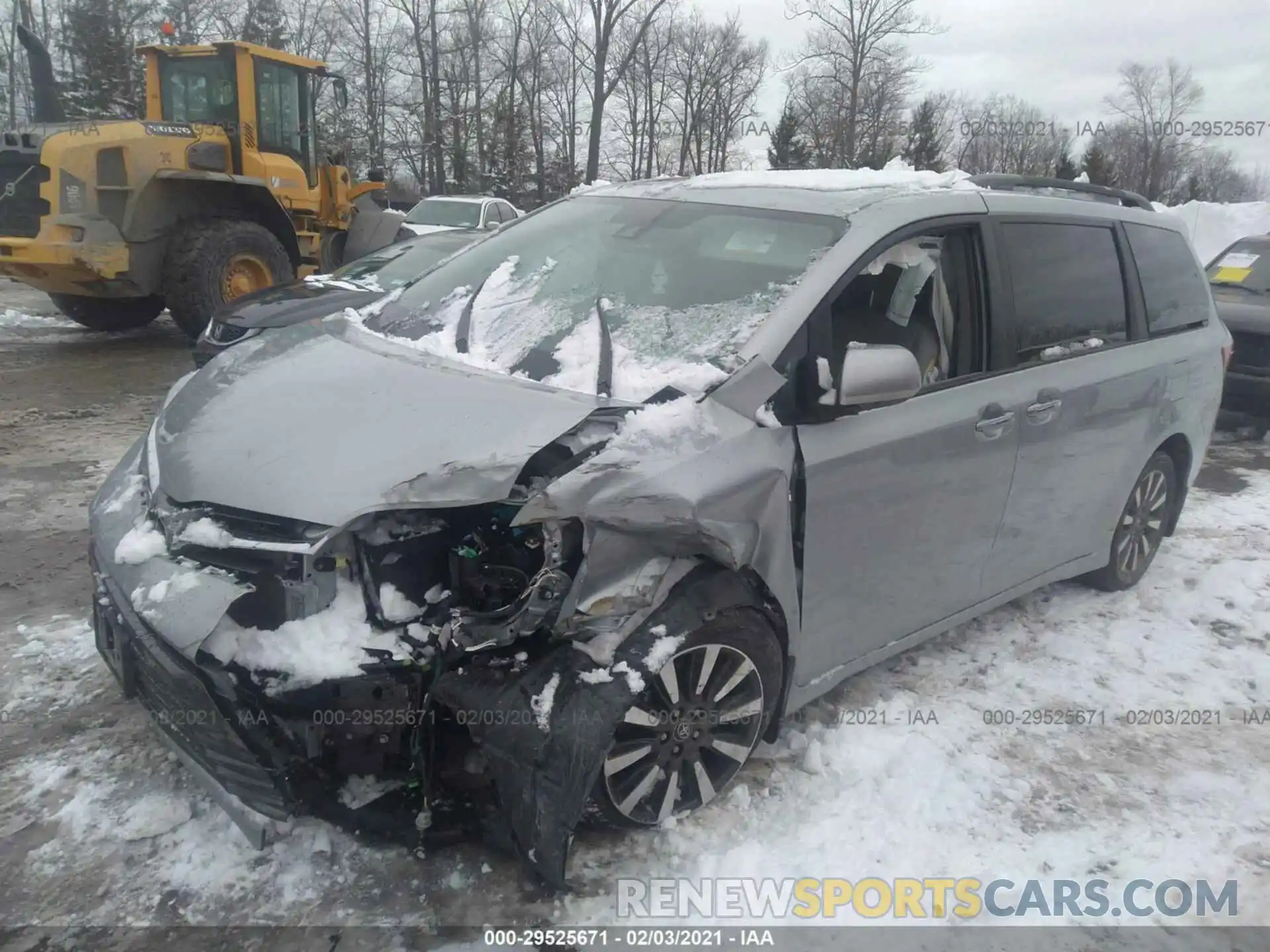 2 Photograph of a damaged car 5TDDZ3DC5KS224555 TOYOTA SIENNA 2019