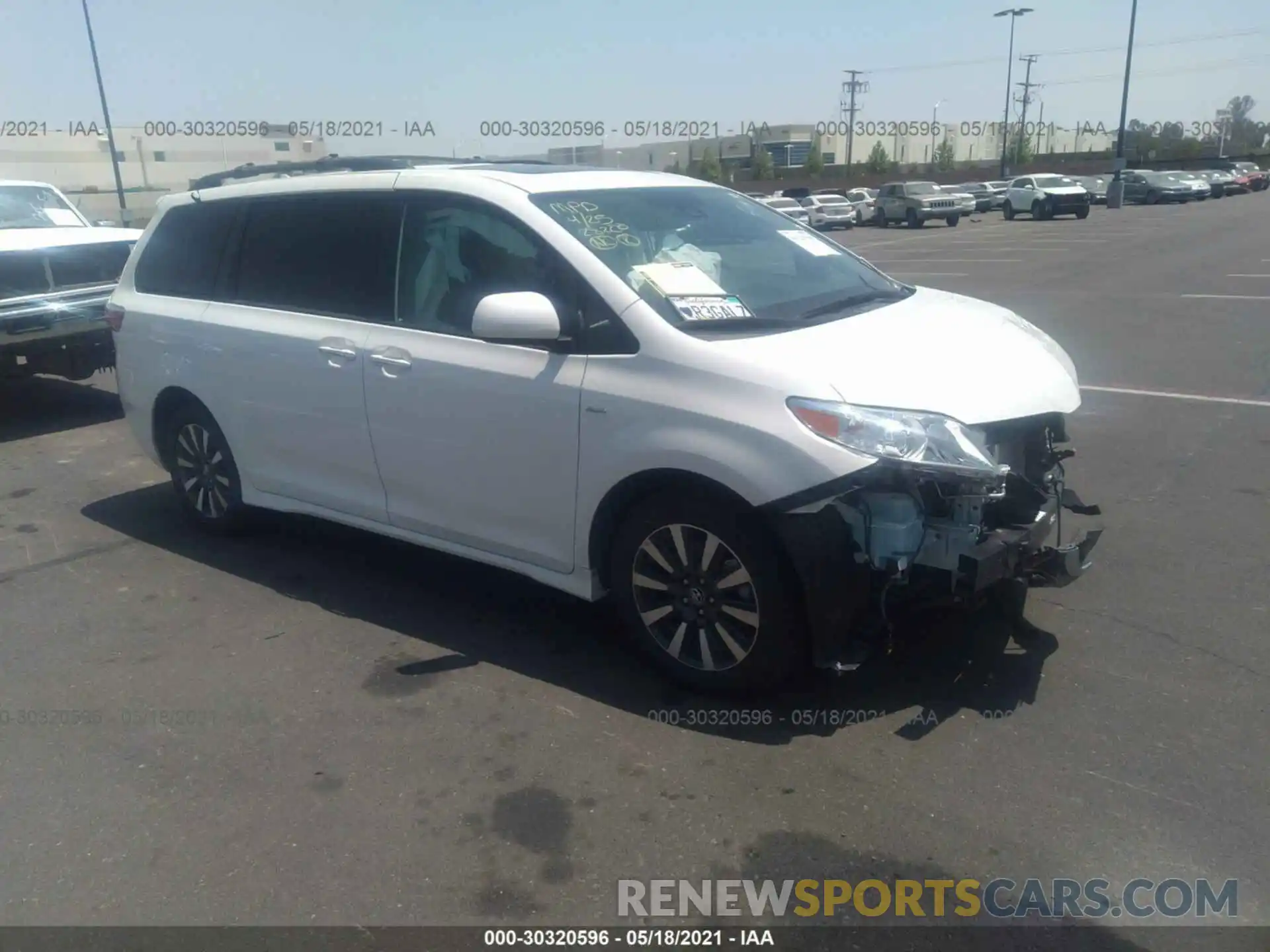 1 Photograph of a damaged car 5TDDZ3DC6KS211362 TOYOTA SIENNA 2019