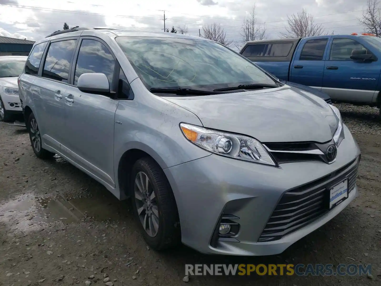 1 Фотография поврежденного автомобиля 5TDDZ3DC6KS211720 TOYOTA SIENNA 2019