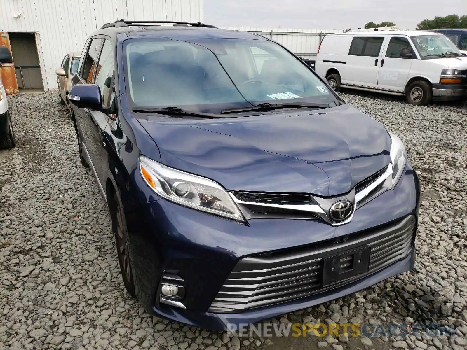 9 Фотография поврежденного автомобиля 5TDDZ3DC6KS217484 TOYOTA SIENNA 2019