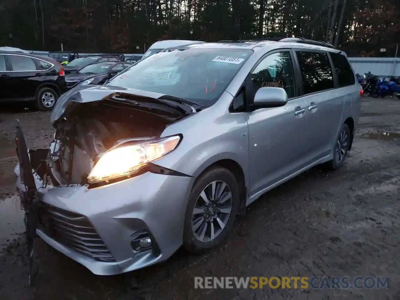 2 Фотография поврежденного автомобиля 5TDDZ3DC6KS218585 TOYOTA SIENNA 2019