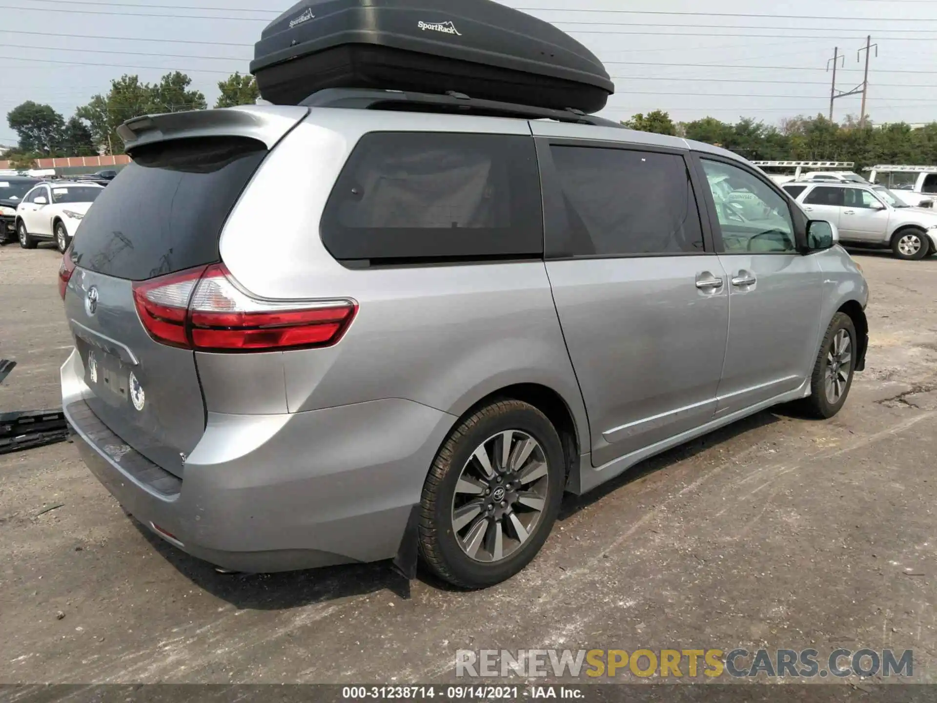 4 Фотография поврежденного автомобиля 5TDDZ3DC7KS213069 TOYOTA SIENNA 2019