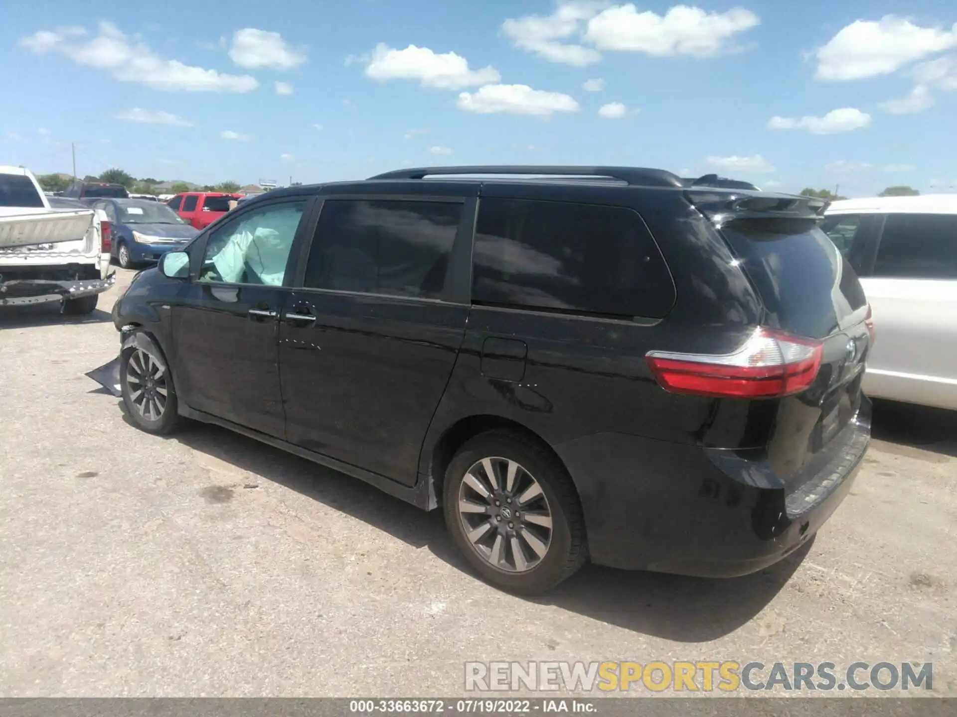 3 Фотография поврежденного автомобиля 5TDDZ3DC7KS213718 TOYOTA SIENNA 2019