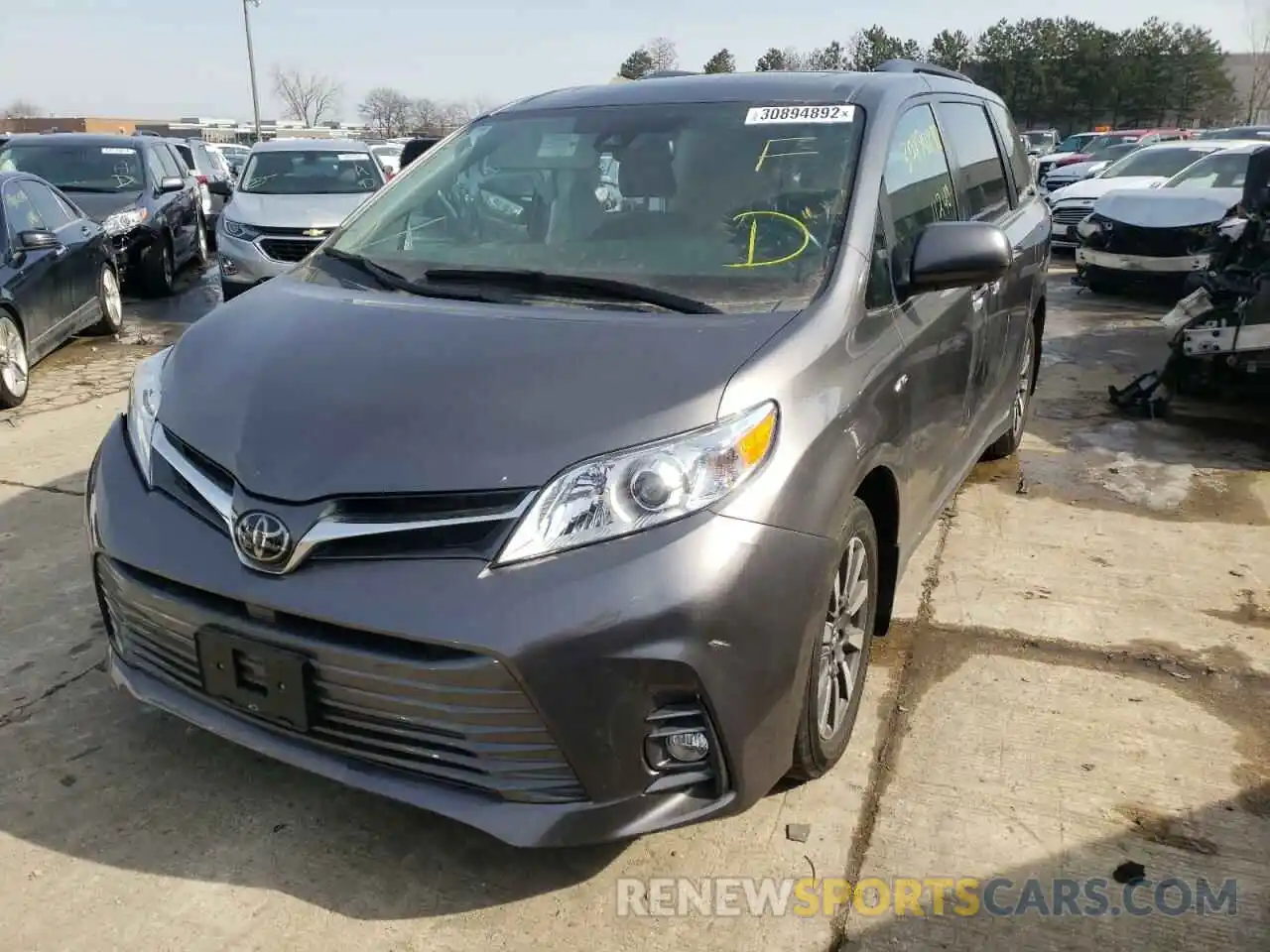 2 Photograph of a damaged car 5TDDZ3DC7KS226856 TOYOTA SIENNA 2019