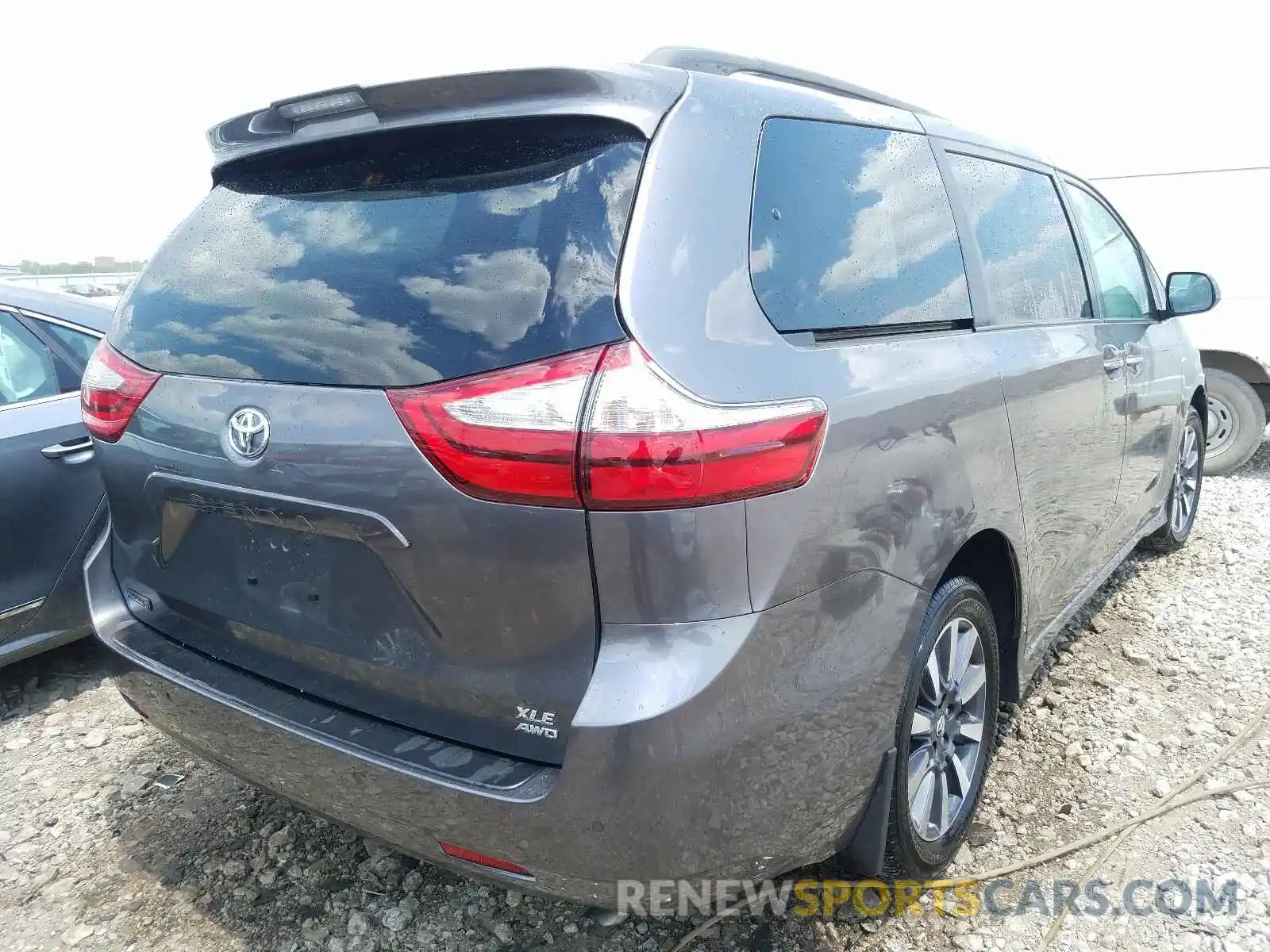 4 Фотография поврежденного автомобиля 5TDDZ3DC7KS228008 TOYOTA SIENNA 2019