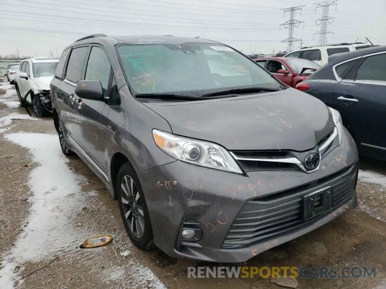 1 Photograph of a damaged car 5TDDZ3DC8KS211671 TOYOTA SIENNA 2019