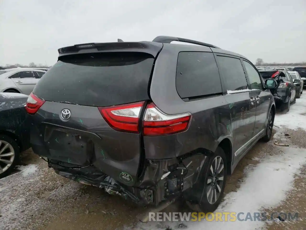 4 Фотография поврежденного автомобиля 5TDDZ3DC8KS211671 TOYOTA SIENNA 2019