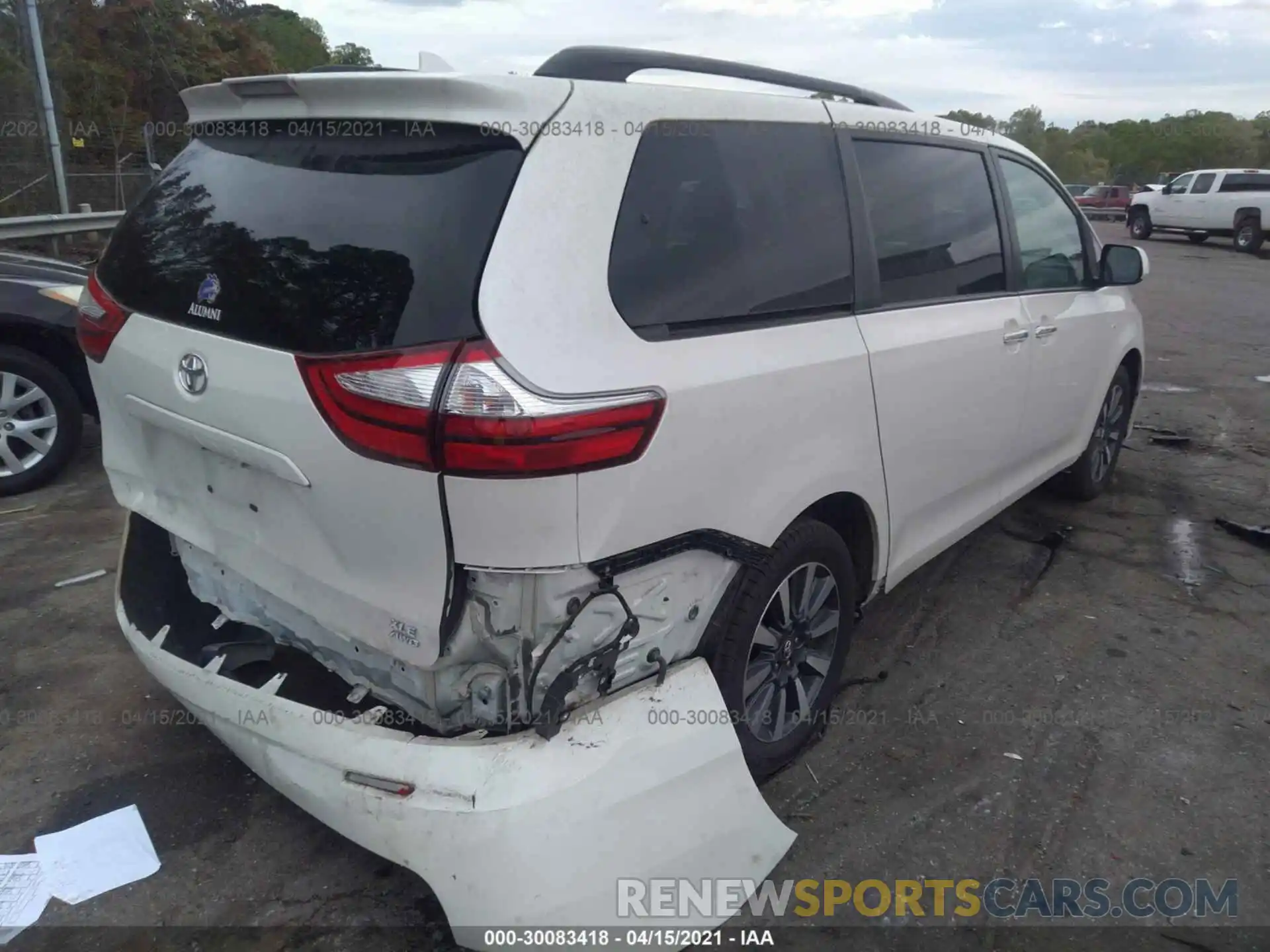 4 Фотография поврежденного автомобиля 5TDDZ3DC8KS213016 TOYOTA SIENNA 2019