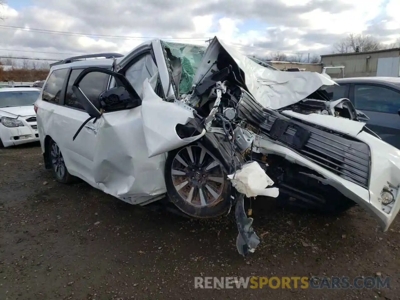 1 Photograph of a damaged car 5TDDZ3DC8KS225327 TOYOTA SIENNA 2019