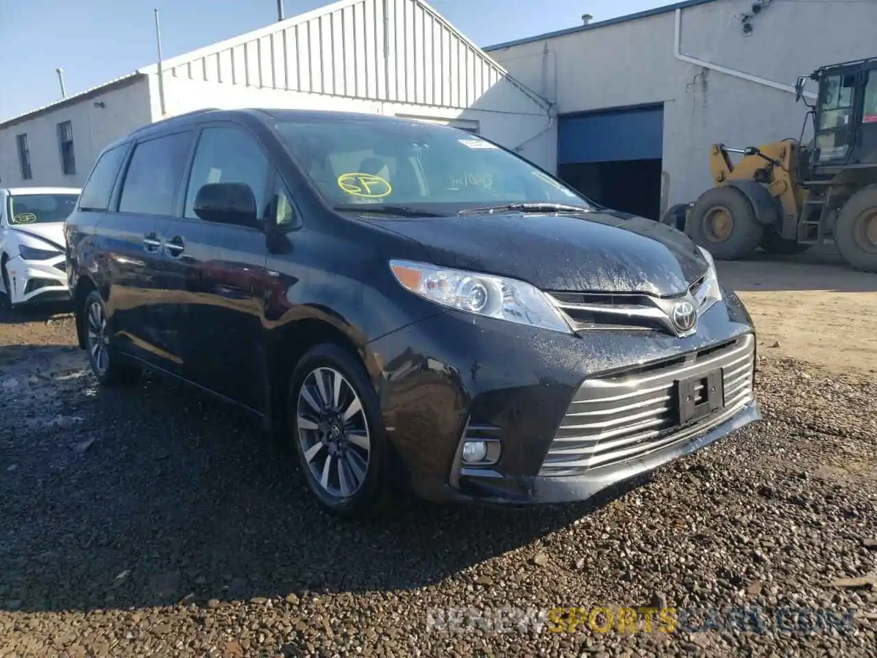 1 Photograph of a damaged car 5TDDZ3DC9KS217060 TOYOTA SIENNA 2019