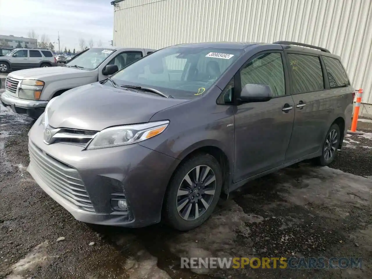 2 Photograph of a damaged car 5TDDZ3DC9KS221819 TOYOTA SIENNA 2019