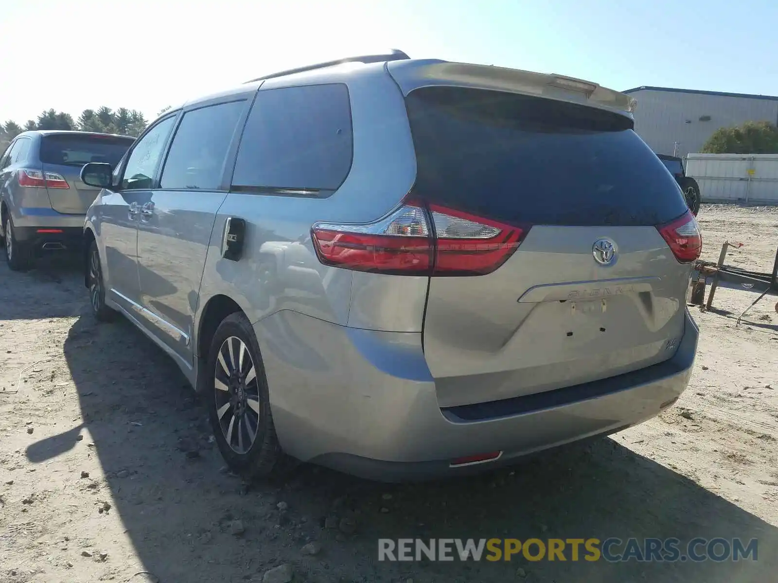 3 Фотография поврежденного автомобиля 5TDDZ3DCXKS210022 TOYOTA SIENNA 2019