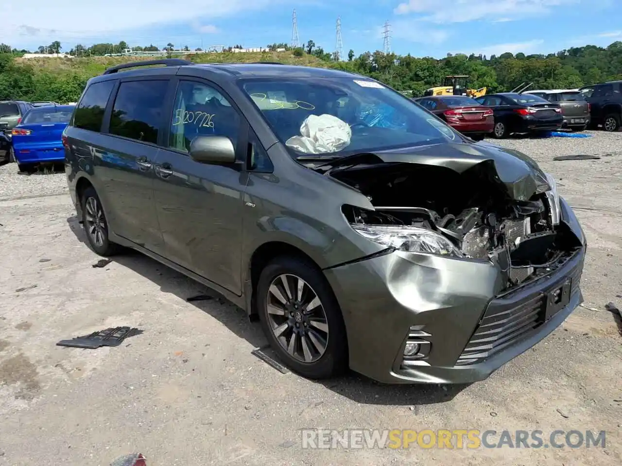 1 Photograph of a damaged car 5TDDZ3DCXKS216029 TOYOTA SIENNA 2019