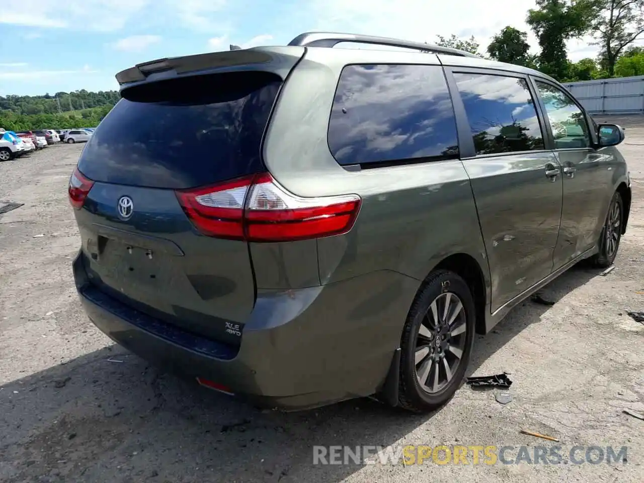 4 Фотография поврежденного автомобиля 5TDDZ3DCXKS216029 TOYOTA SIENNA 2019