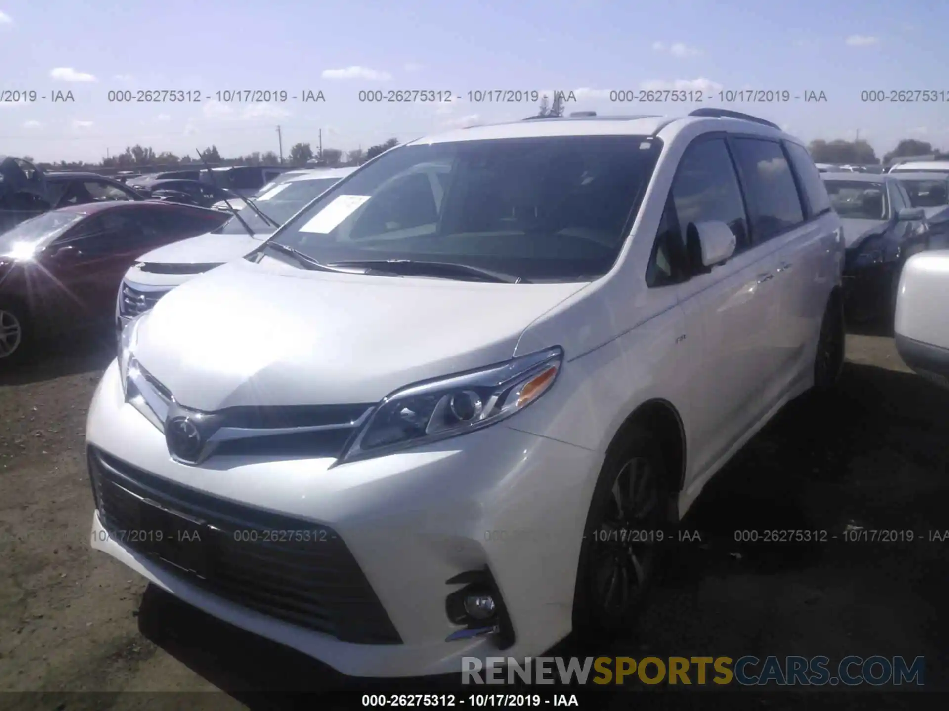 2 Photograph of a damaged car 5TDDZ3DCXKS221697 TOYOTA SIENNA 2019