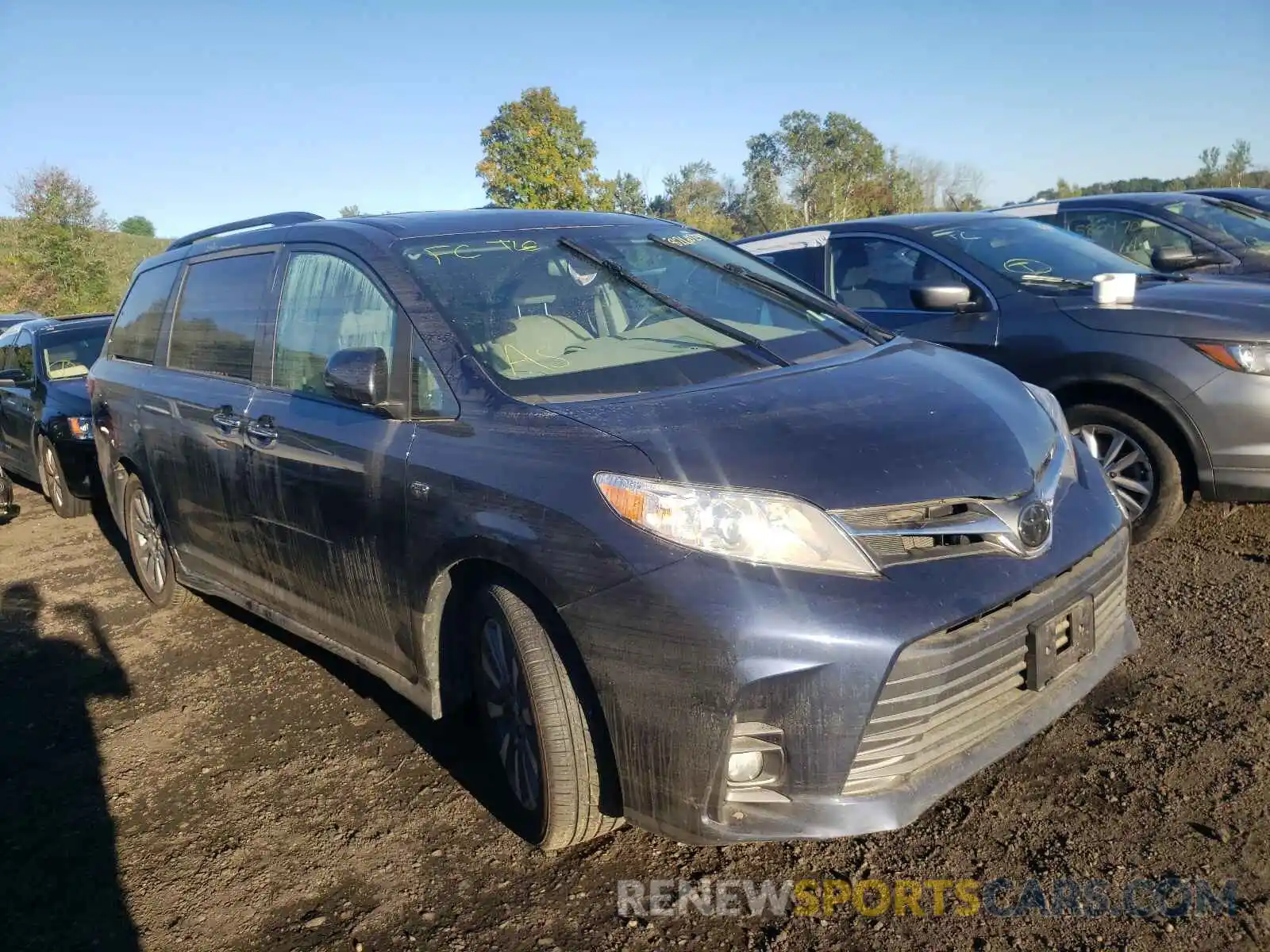 1 Photograph of a damaged car 5TDDZ3DCXKS224146 TOYOTA SIENNA 2019