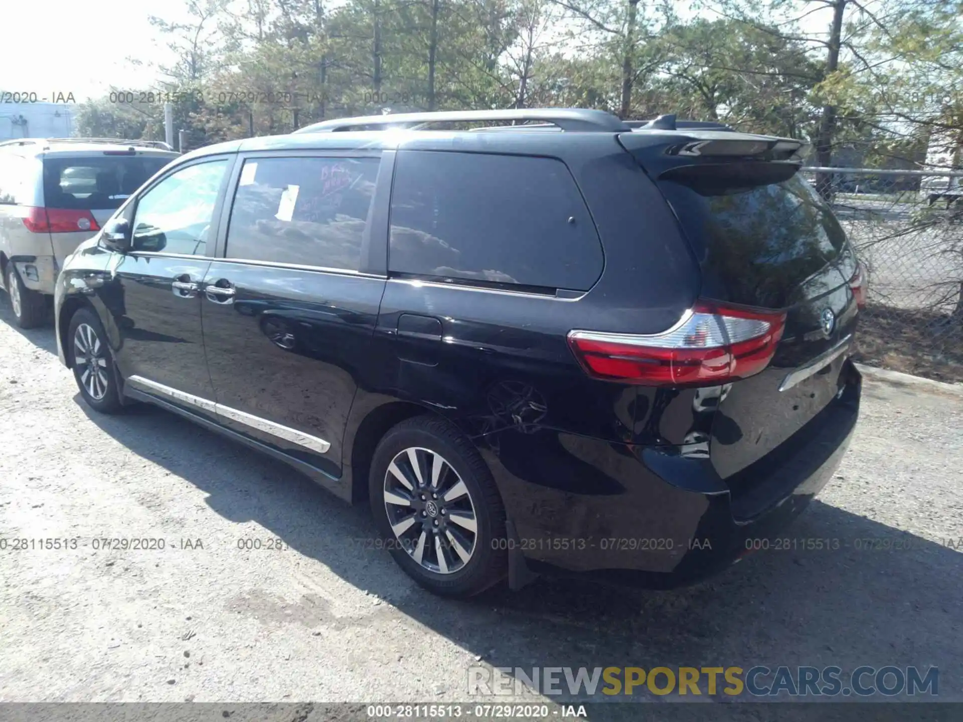 3 Фотография поврежденного автомобиля 5TDDZ3DCXKS225569 TOYOTA SIENNA 2019