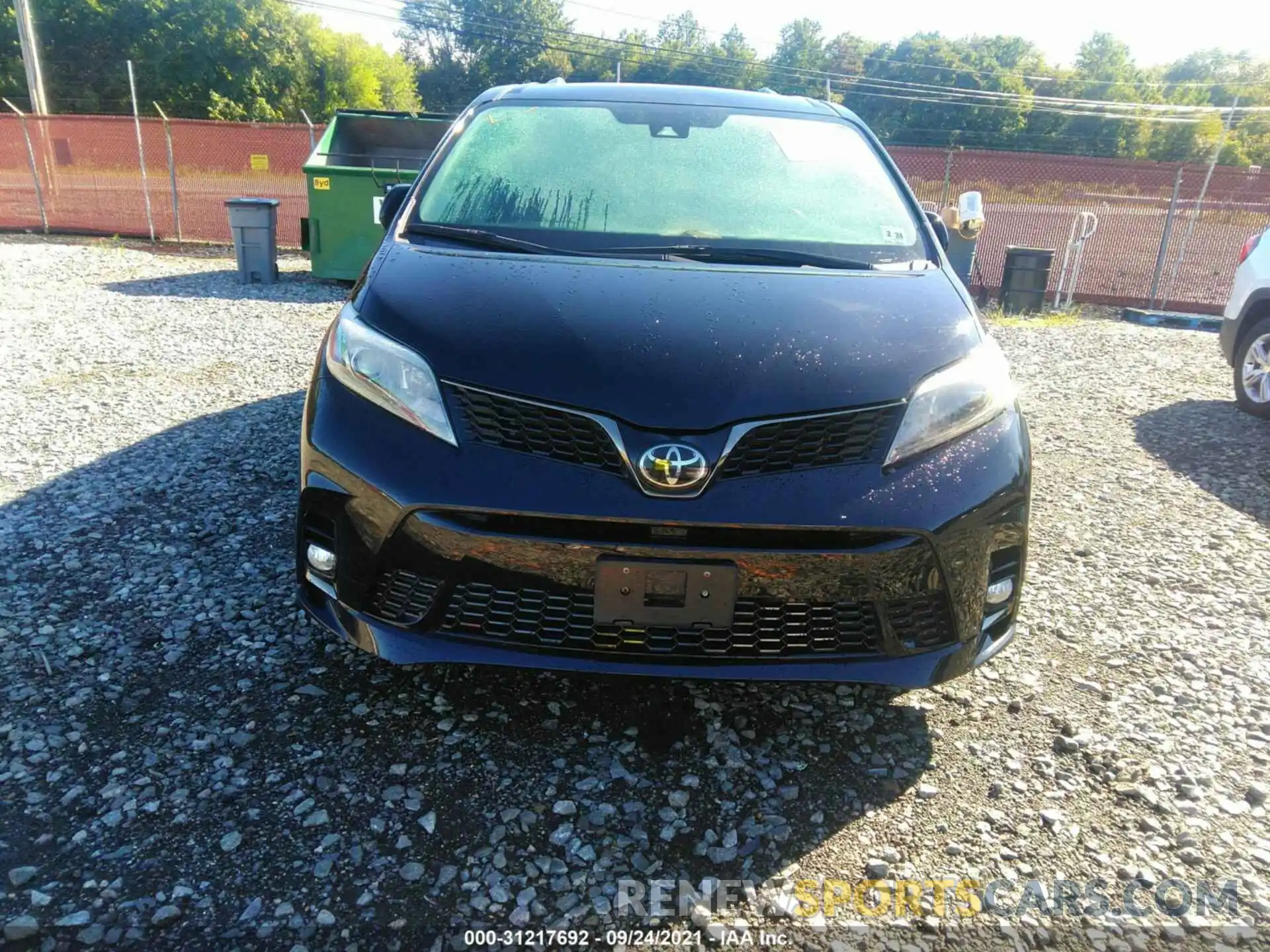 6 Photograph of a damaged car 5TDEZ3DC0KS216674 TOYOTA SIENNA 2019