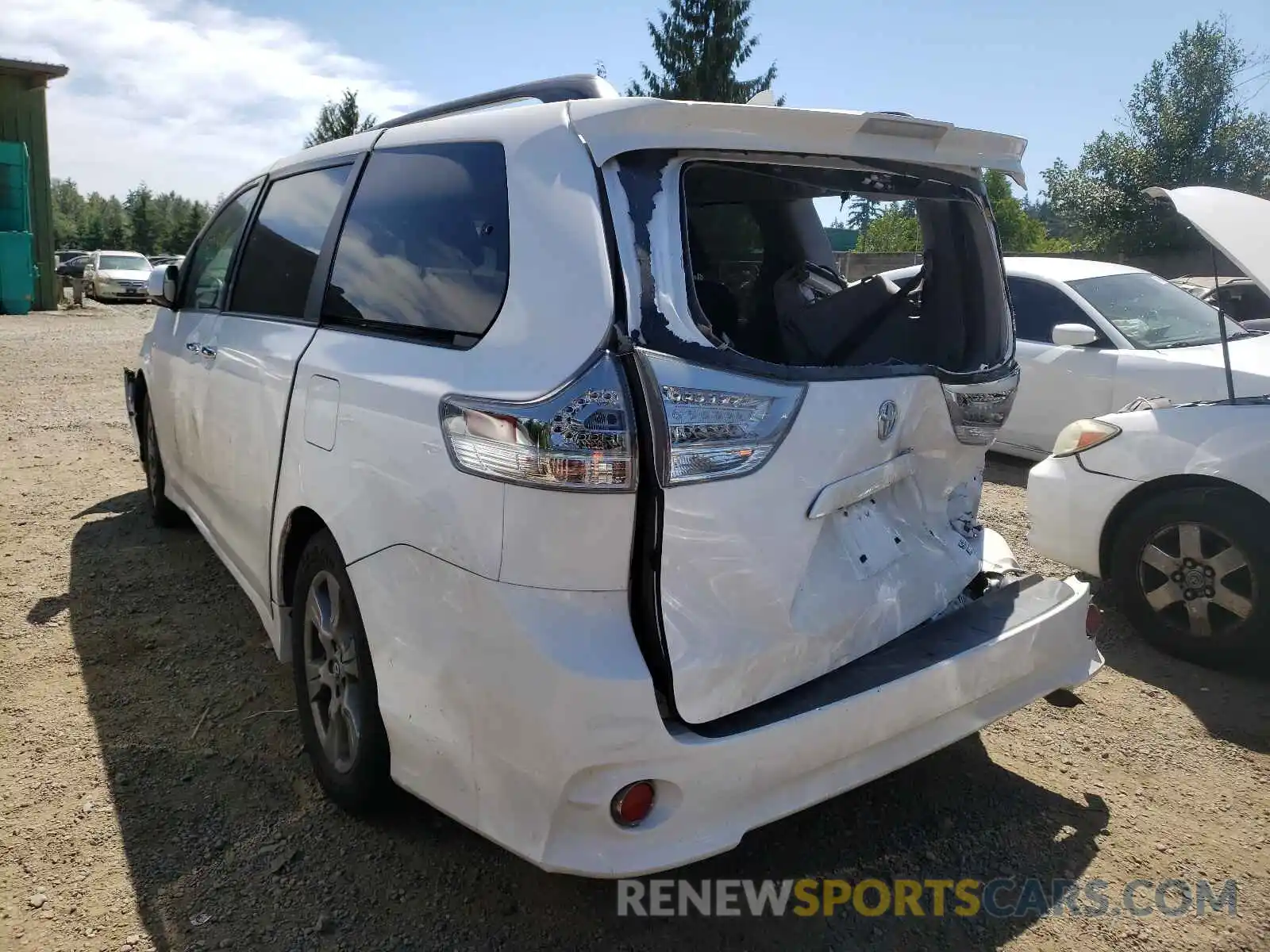 3 Фотография поврежденного автомобиля 5TDEZ3DC1KS225836 TOYOTA SIENNA 2019