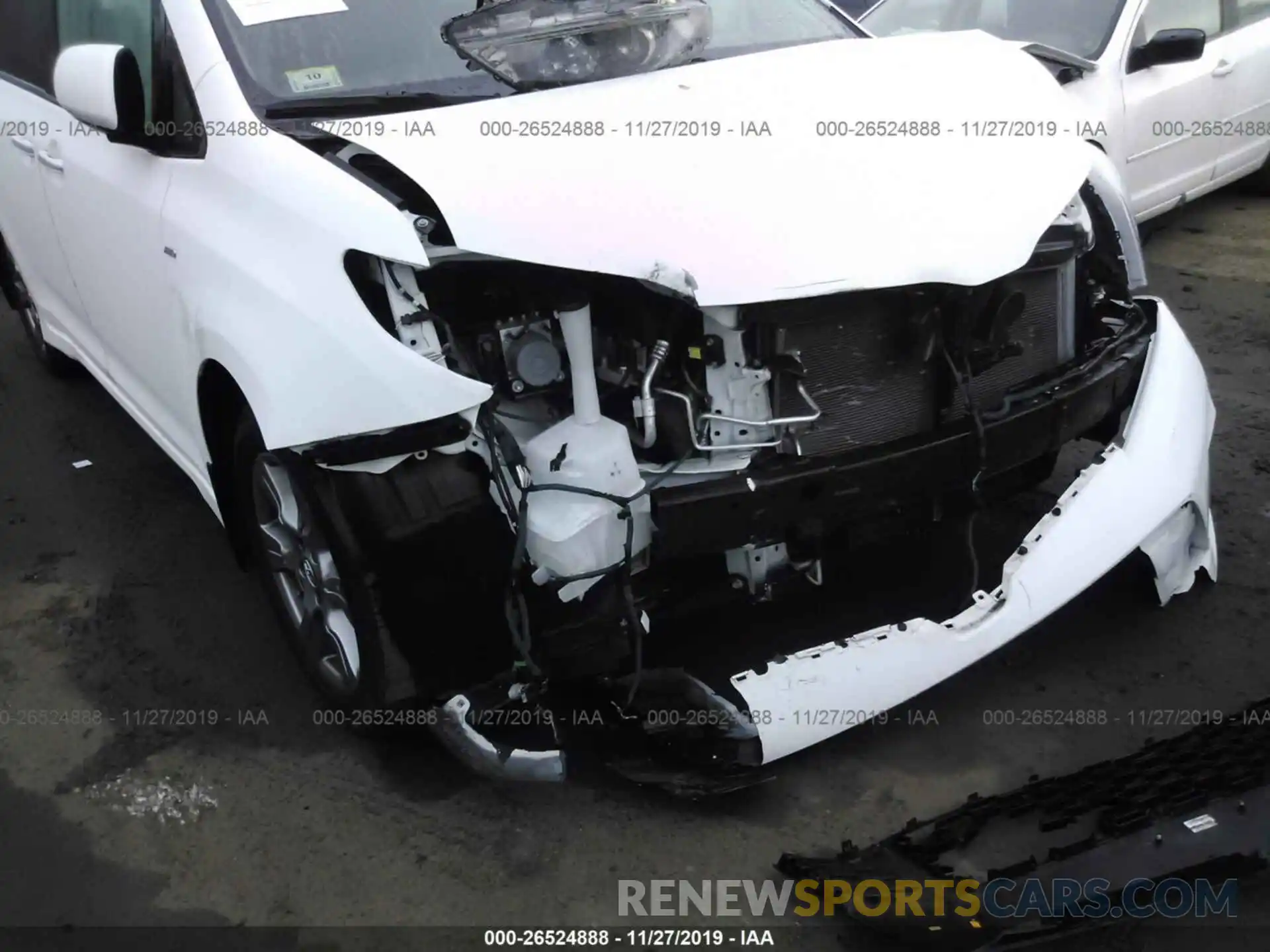 6 Photograph of a damaged car 5TDEZ3DC4KS212711 TOYOTA SIENNA 2019