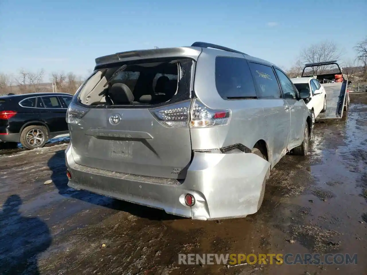 4 Фотография поврежденного автомобиля 5TDEZ3DC4KS220422 TOYOTA SIENNA 2019