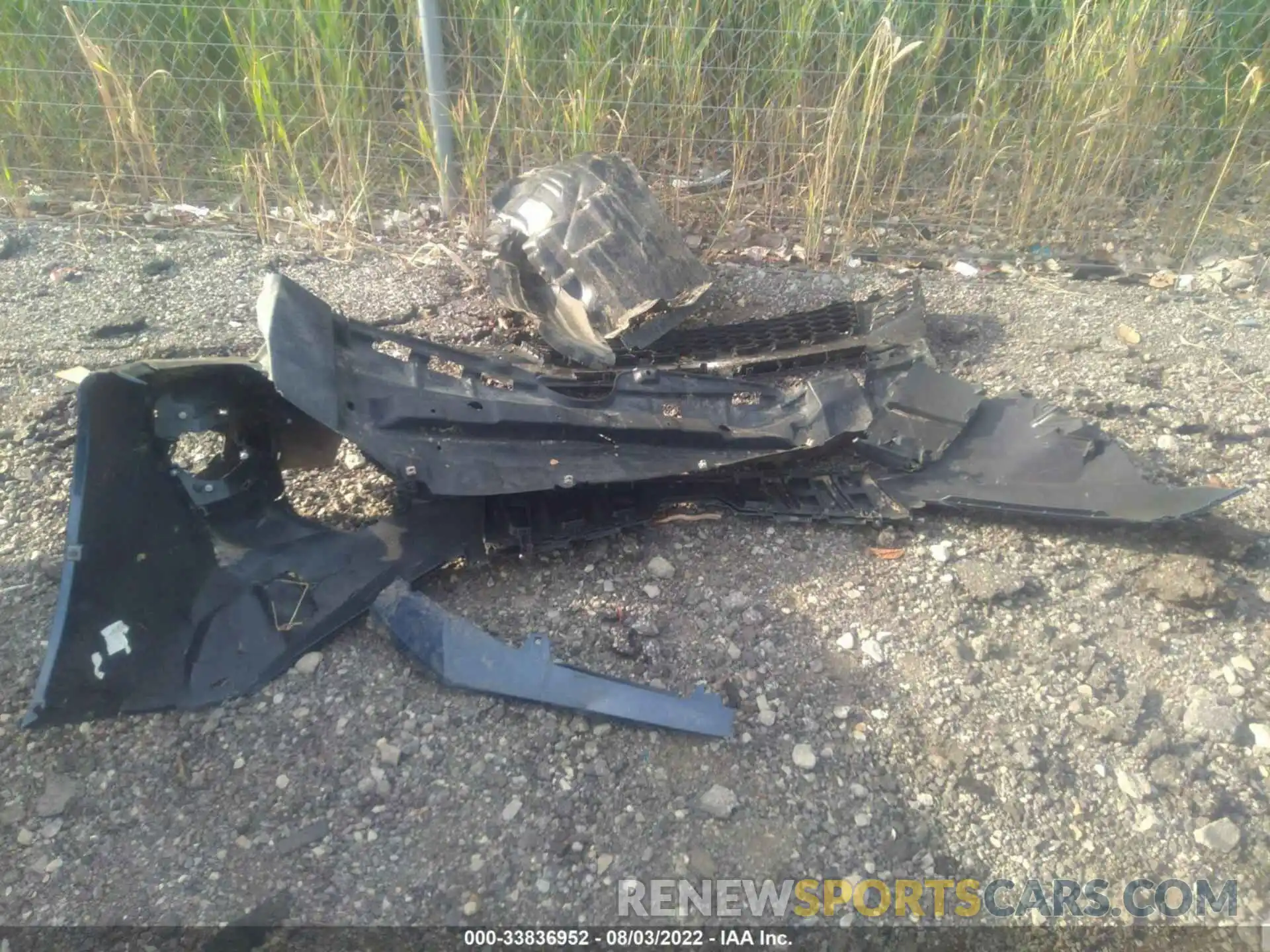 12 Photograph of a damaged car 5TDEZ3DC6KS212760 TOYOTA SIENNA 2019