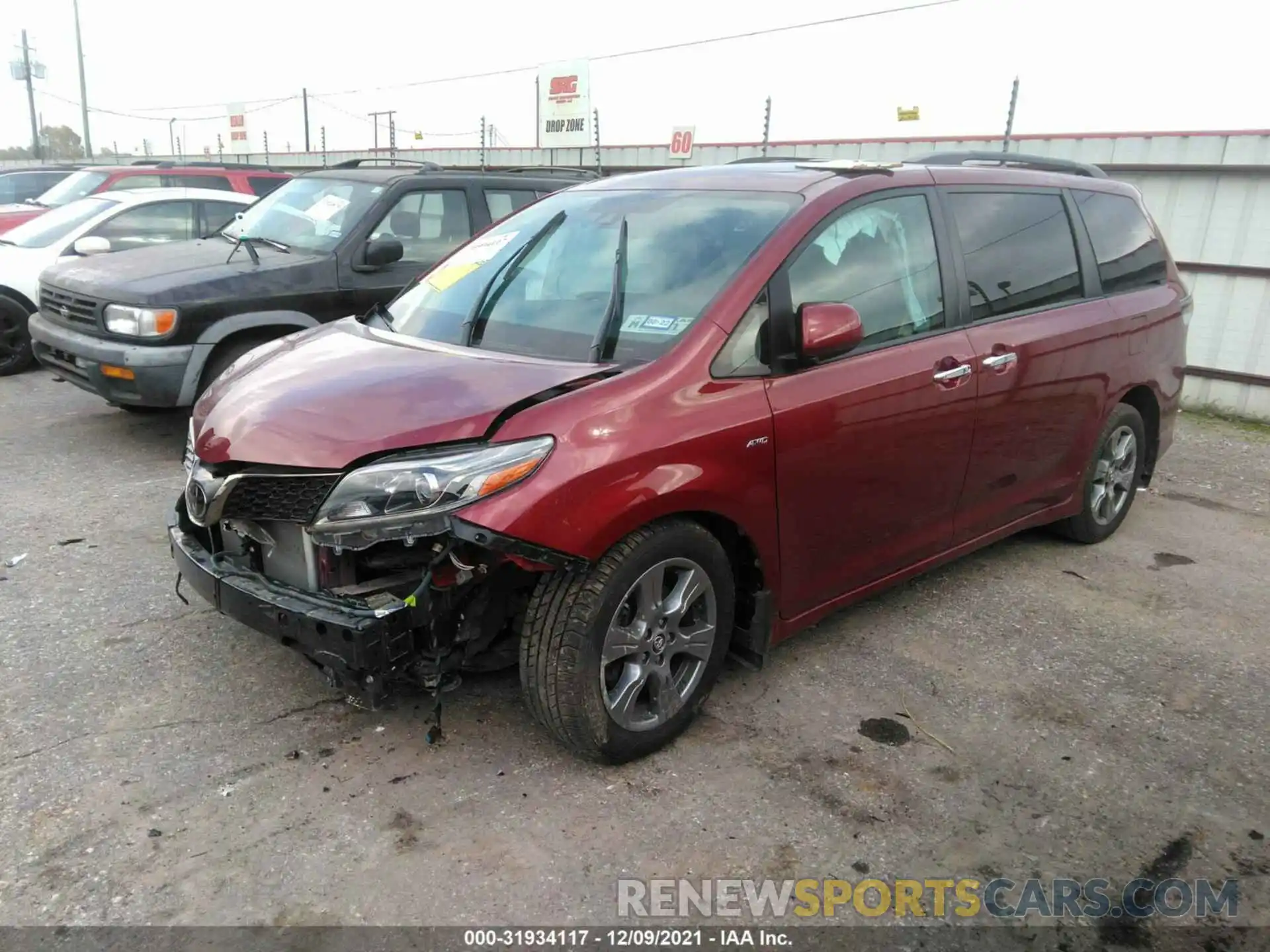 2 Фотография поврежденного автомобиля 5TDEZ3DC6KS216159 TOYOTA SIENNA 2019