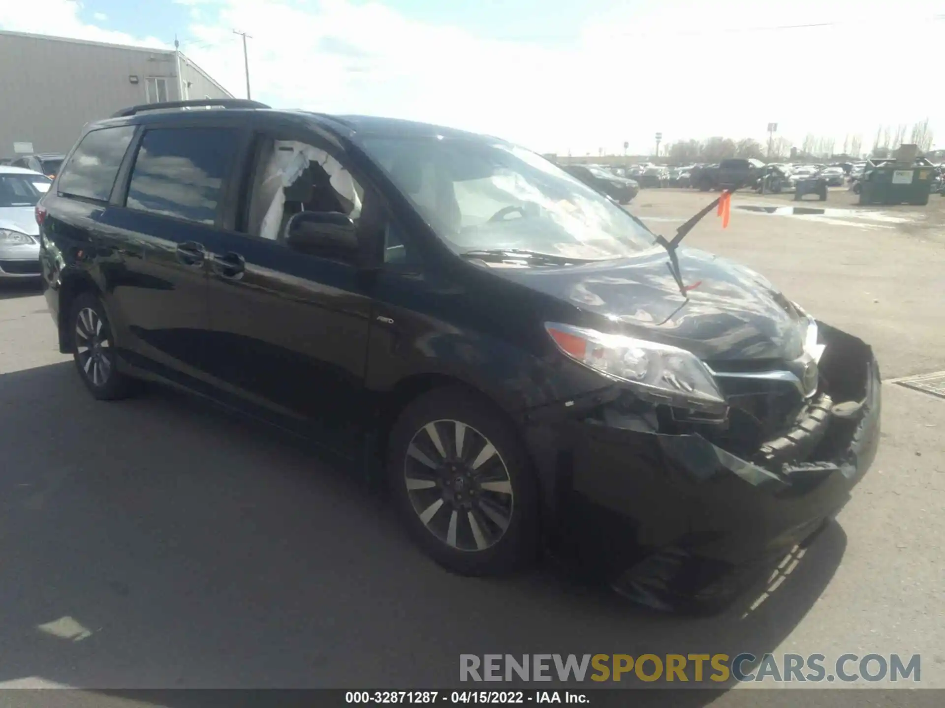 1 Photograph of a damaged car 5TDJZ3DC1KS218349 TOYOTA SIENNA 2019