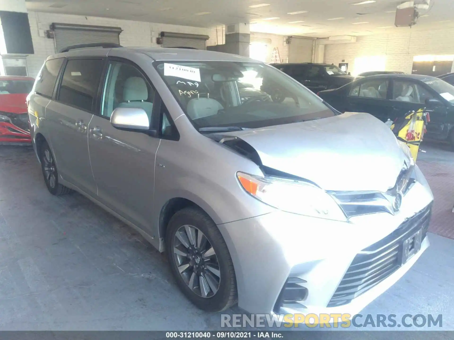 1 Photograph of a damaged car 5TDJZ3DC2KS210714 TOYOTA SIENNA 2019