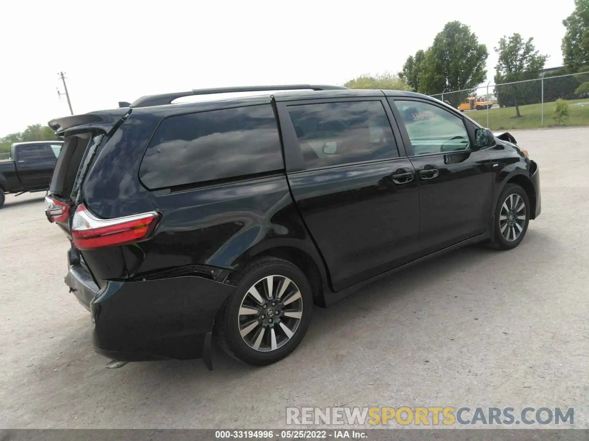 4 Фотография поврежденного автомобиля 5TDJZ3DC2KS214276 TOYOTA SIENNA 2019