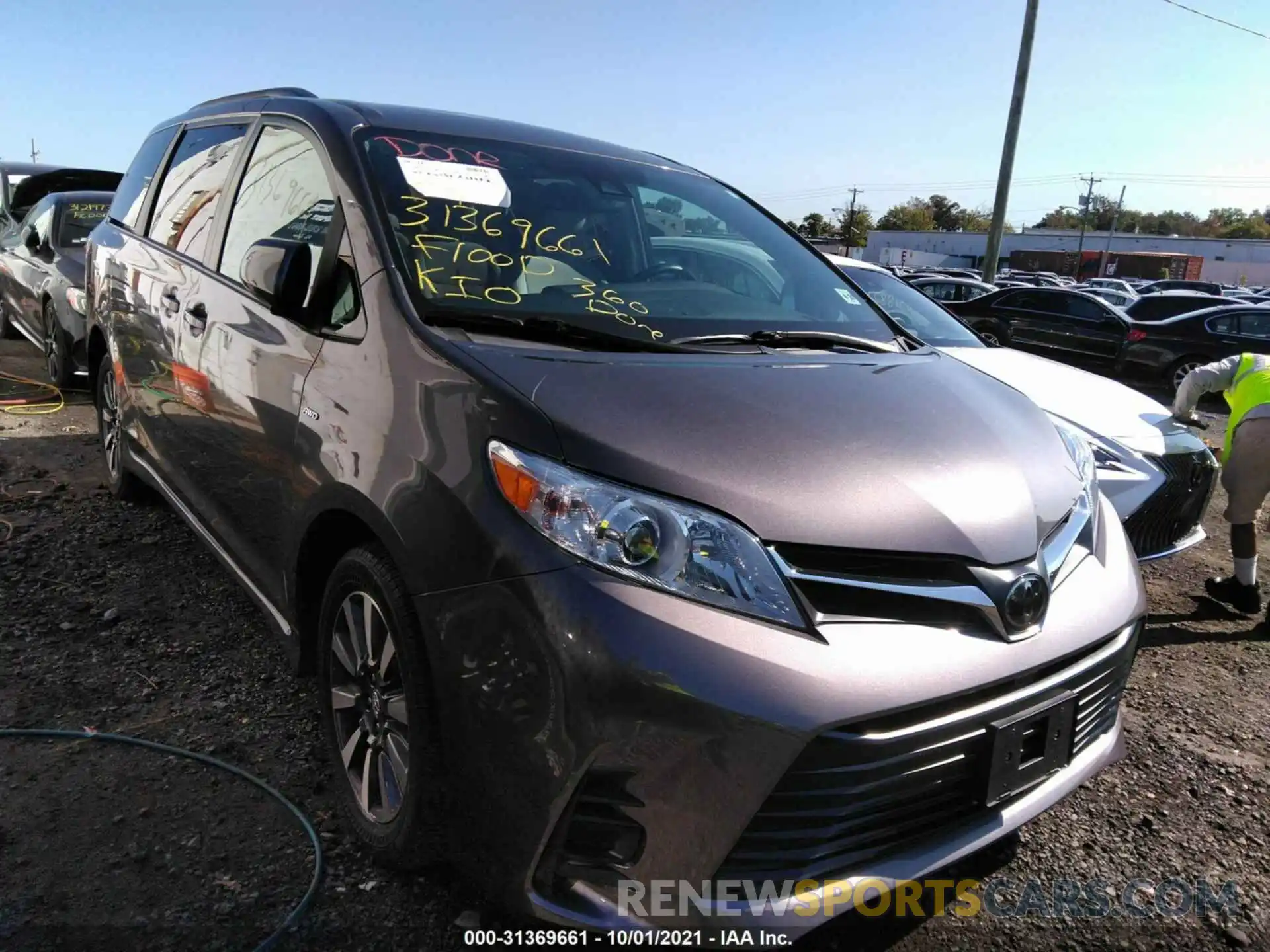 1 Photograph of a damaged car 5TDJZ3DC2KS227433 TOYOTA SIENNA 2019