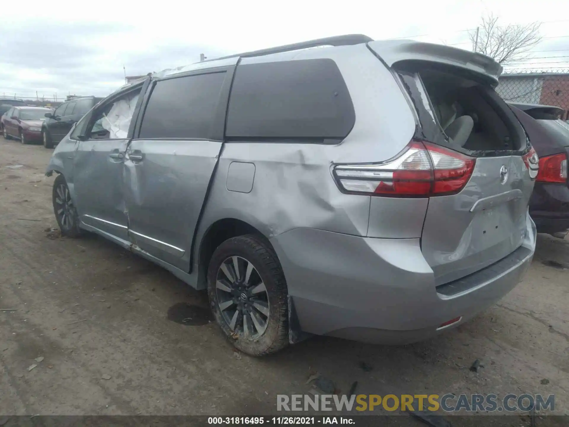 3 Фотография поврежденного автомобиля 5TDJZ3DC3KS214285 TOYOTA SIENNA 2019