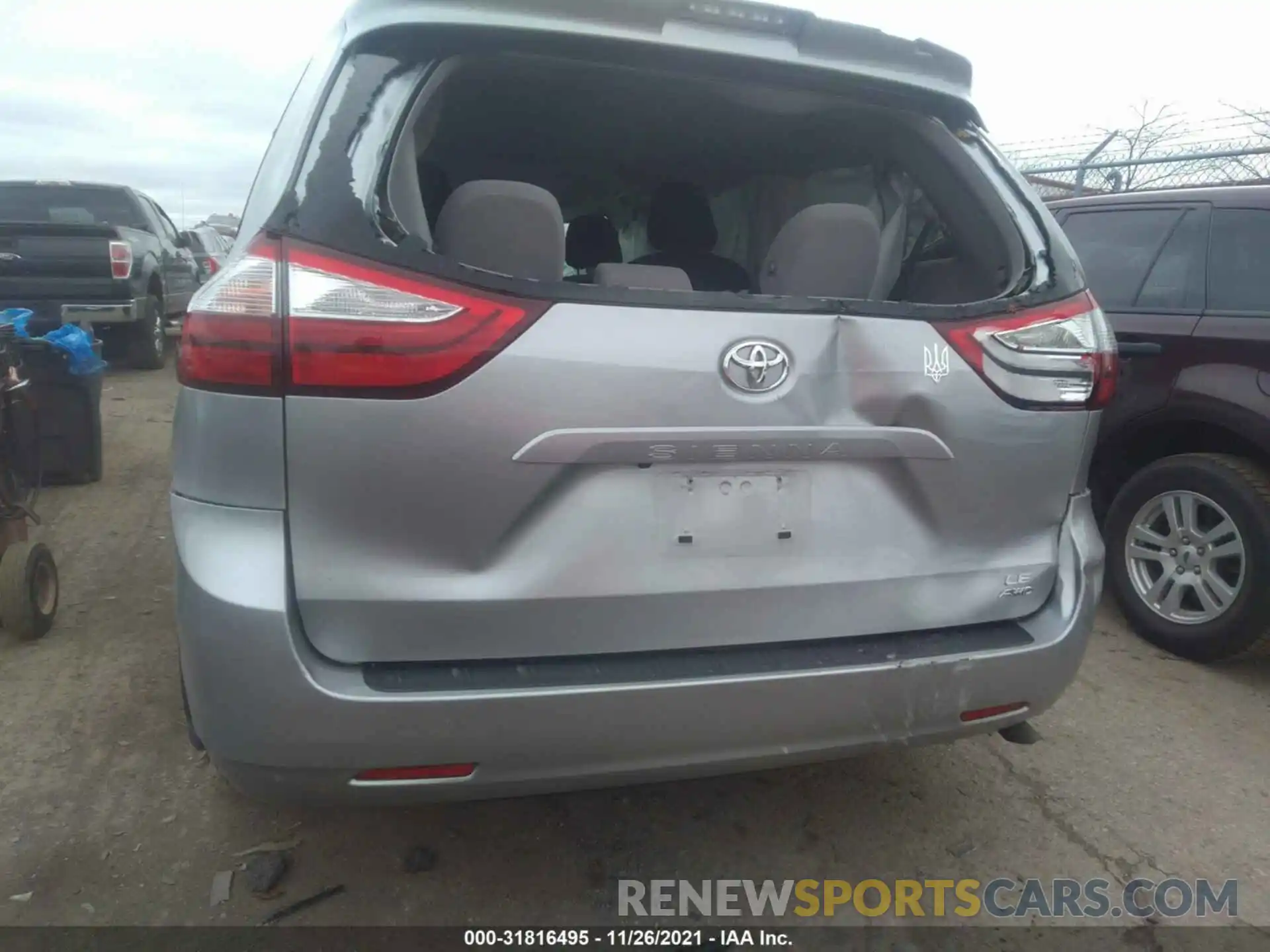 6 Photograph of a damaged car 5TDJZ3DC3KS214285 TOYOTA SIENNA 2019