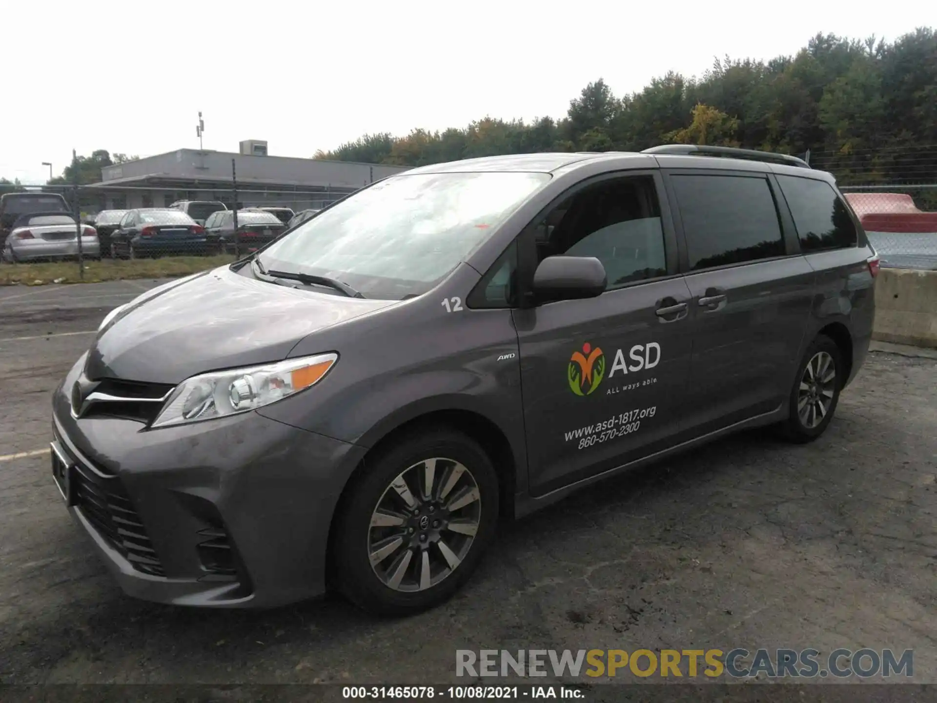 2 Photograph of a damaged car 5TDJZ3DC3KS218238 TOYOTA SIENNA 2019