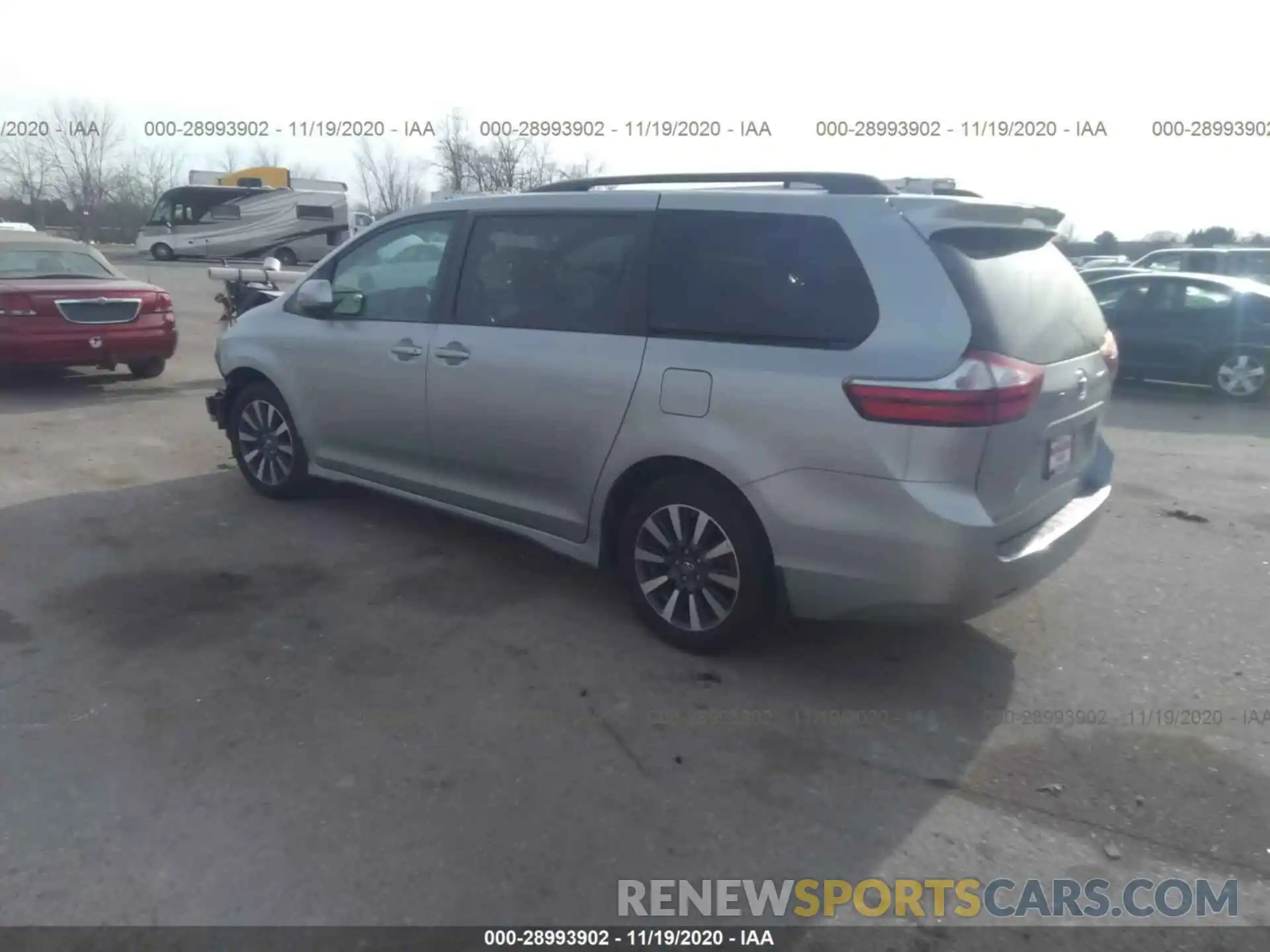 3 Фотография поврежденного автомобиля 5TDJZ3DC3KS223259 TOYOTA SIENNA 2019