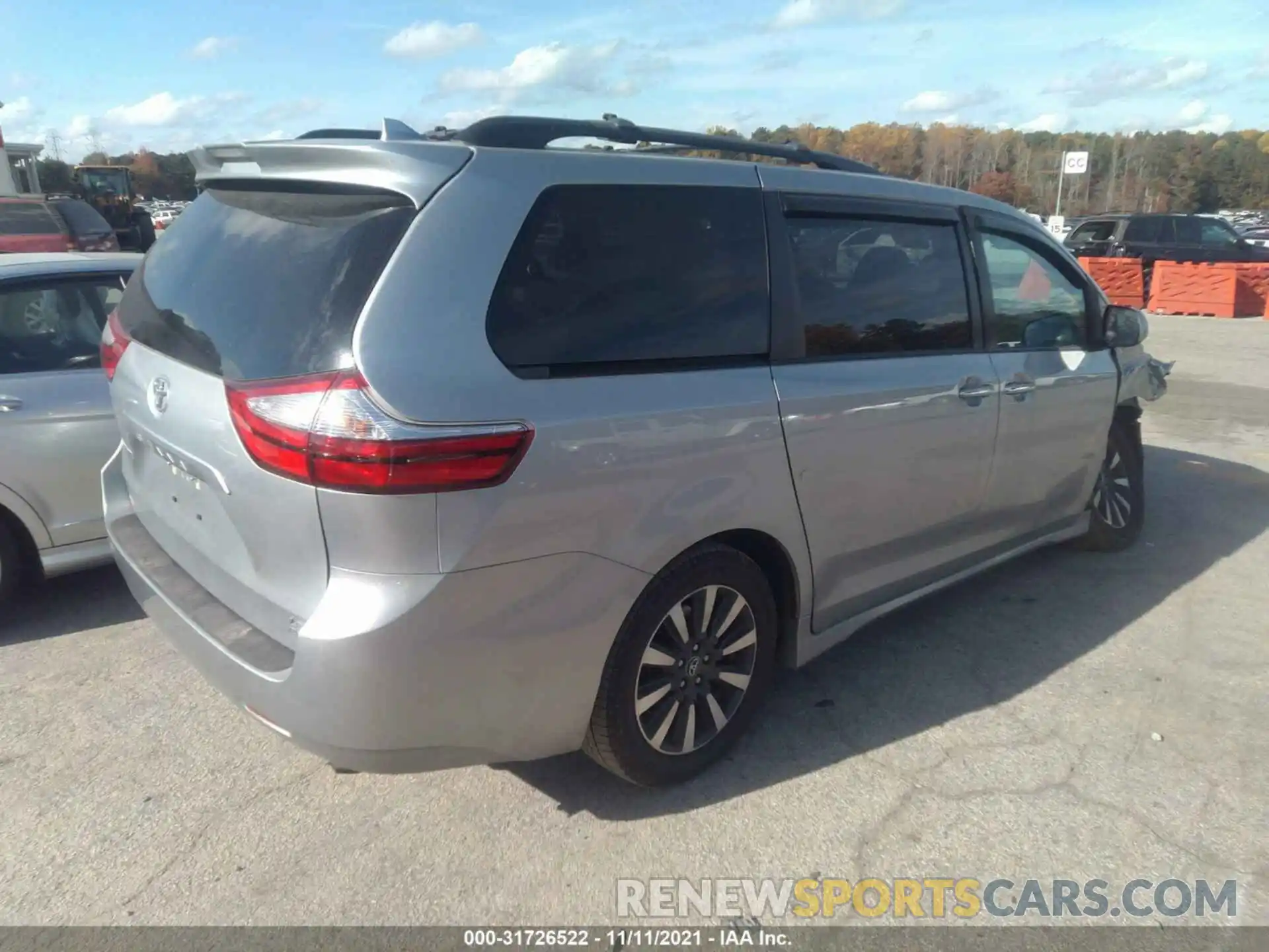 4 Фотография поврежденного автомобиля 5TDJZ3DC4KS221455 TOYOTA SIENNA 2019