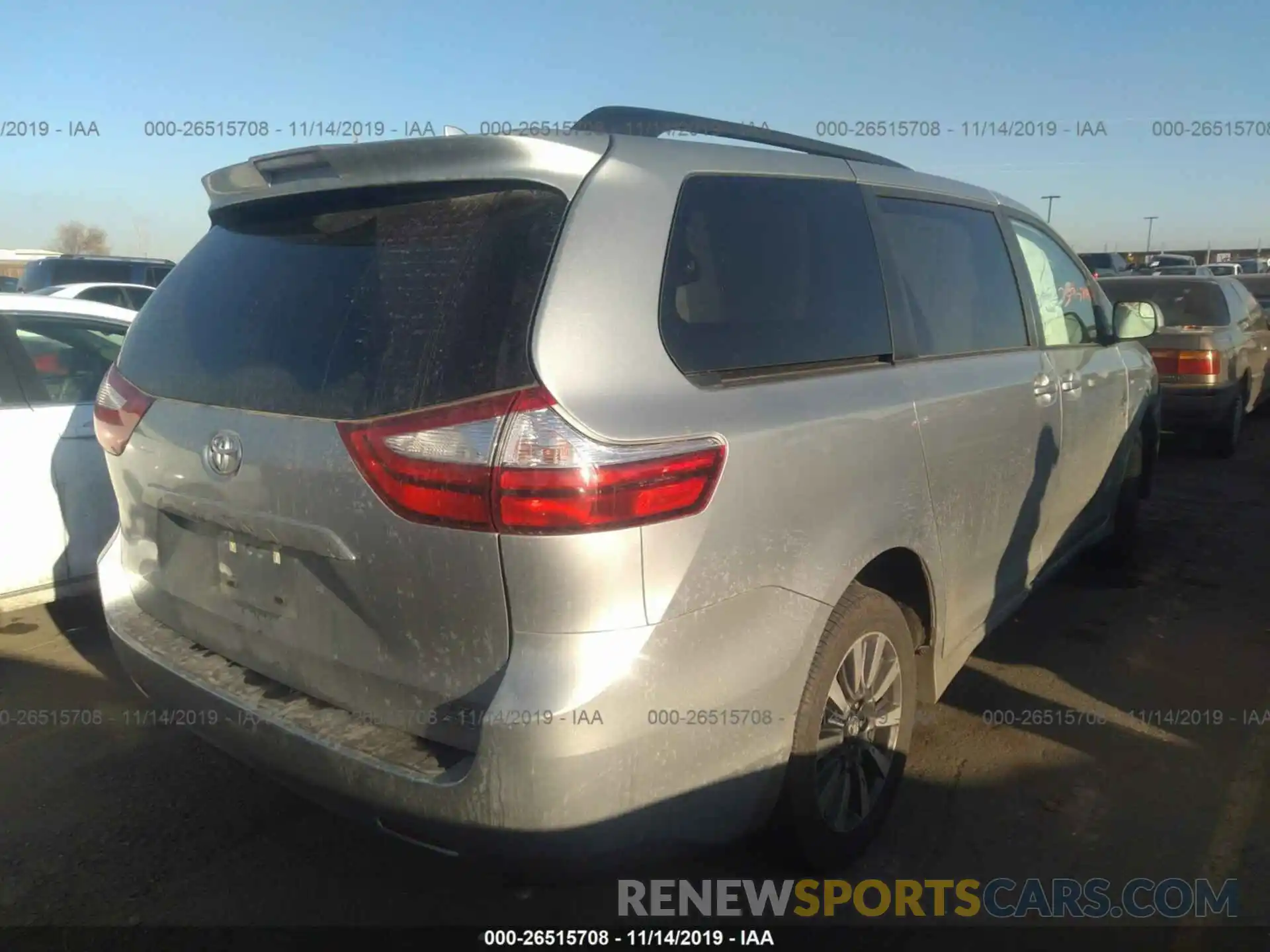 4 Фотография поврежденного автомобиля 5TDJZ3DC4KS222380 TOYOTA SIENNA 2019