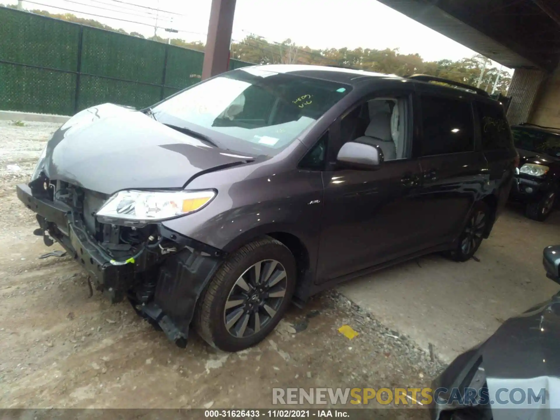 2 Photograph of a damaged car 5TDJZ3DC5KS223702 TOYOTA SIENNA 2019