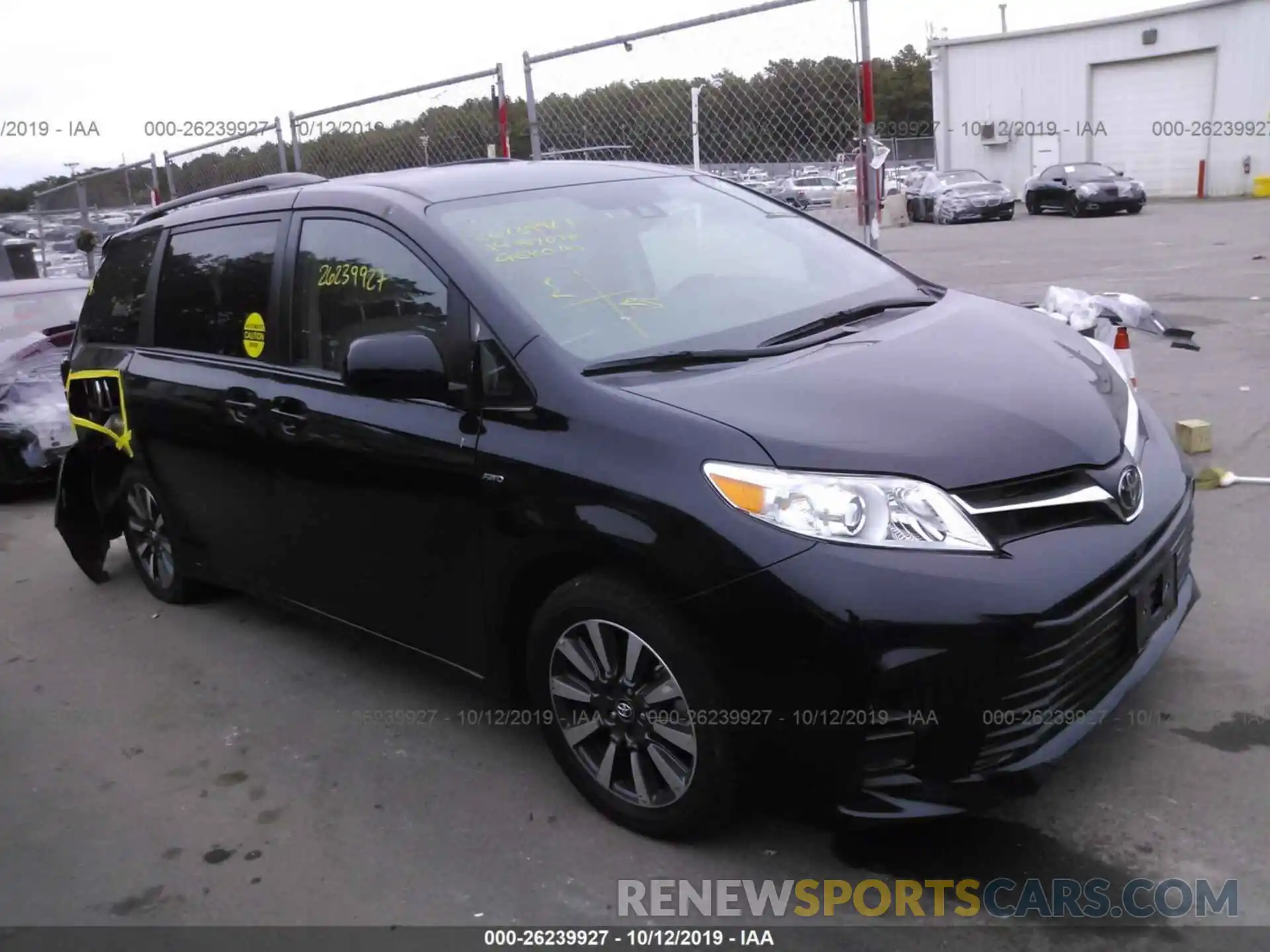 1 Photograph of a damaged car 5TDJZ3DC5KS226132 TOYOTA SIENNA 2019