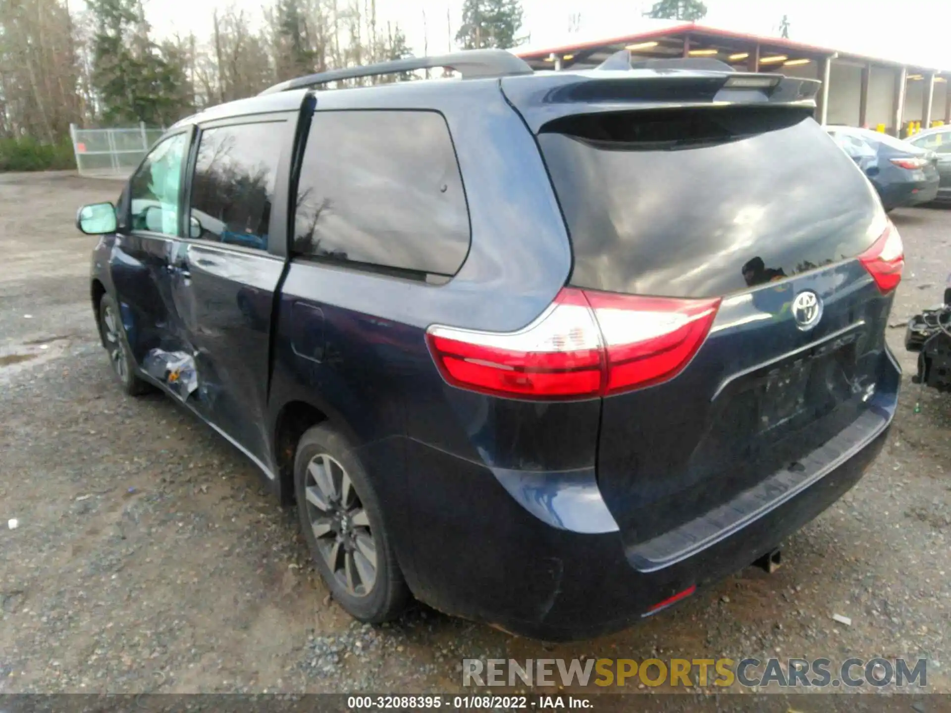 3 Фотография поврежденного автомобиля 5TDJZ3DC6KS209968 TOYOTA SIENNA 2019