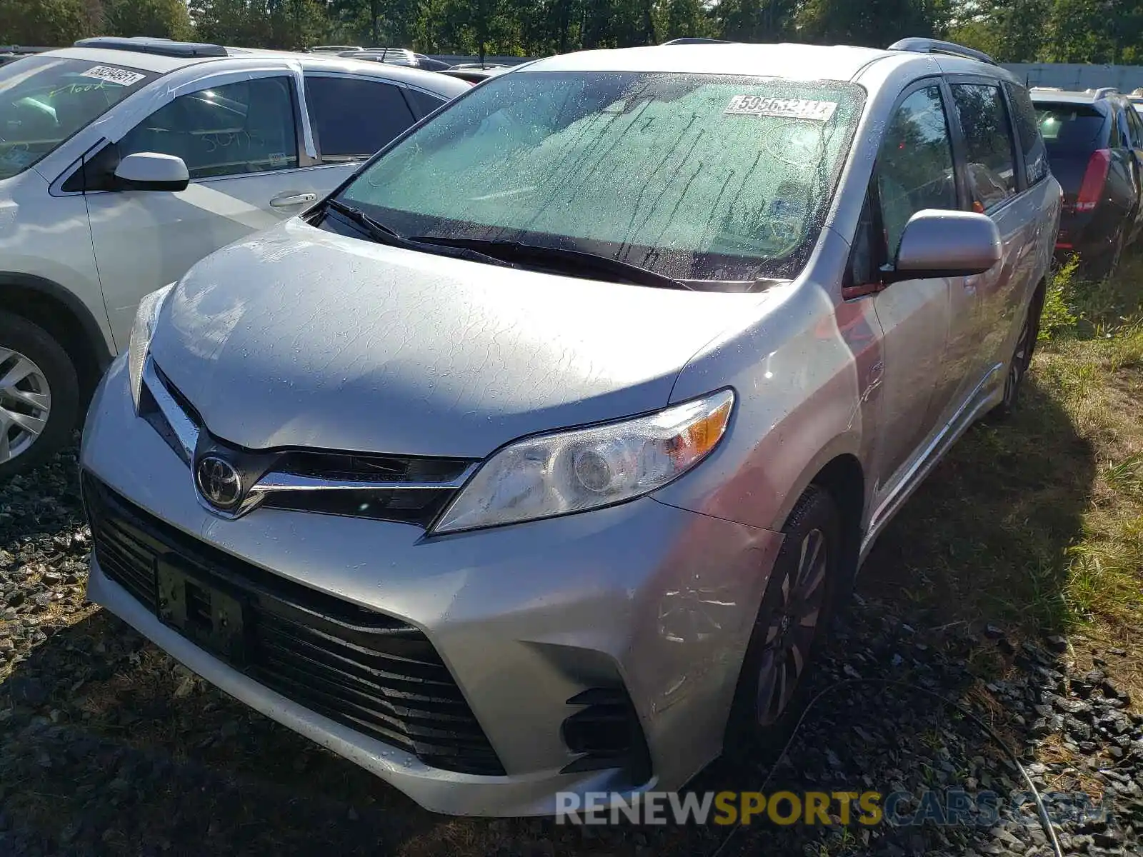 2 Photograph of a damaged car 5TDJZ3DC7KS223863 TOYOTA SIENNA 2019