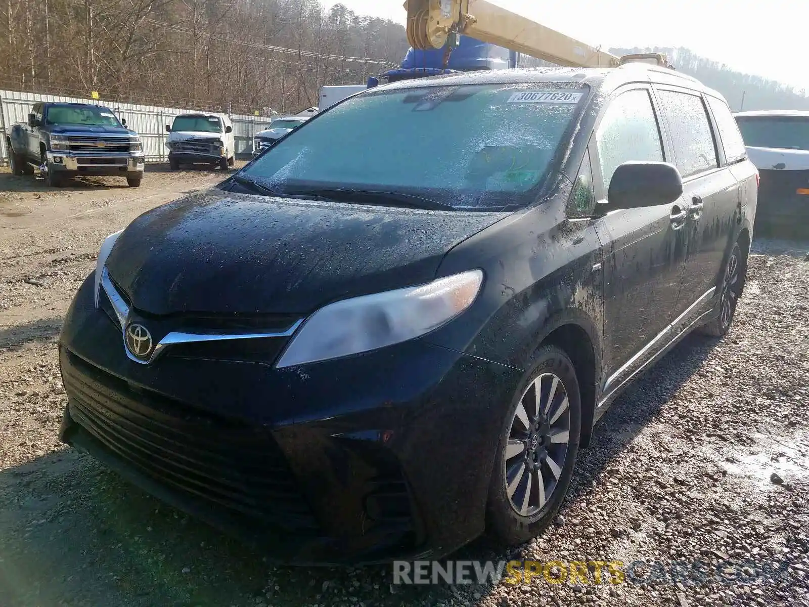 2 Photograph of a damaged car 5TDJZ3DC8KS224052 TOYOTA SIENNA 2019