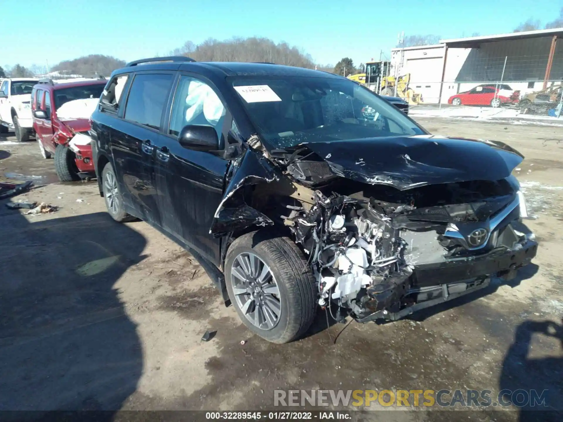 1 Photograph of a damaged car 5TDJZ3DC8KS225542 TOYOTA SIENNA 2019