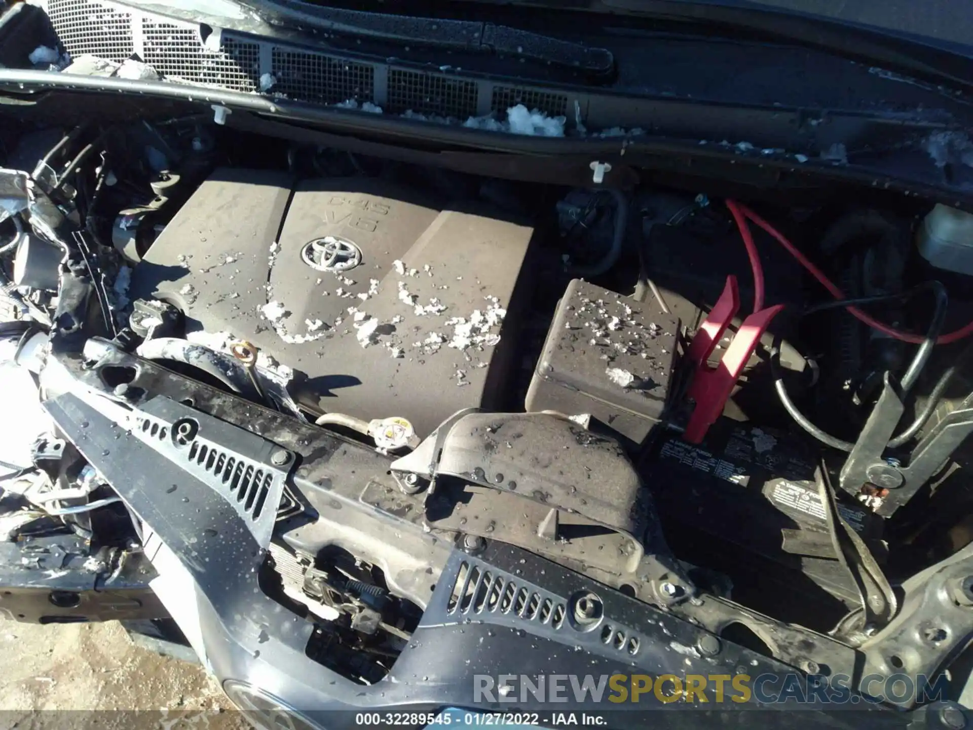 10 Photograph of a damaged car 5TDJZ3DC8KS225542 TOYOTA SIENNA 2019