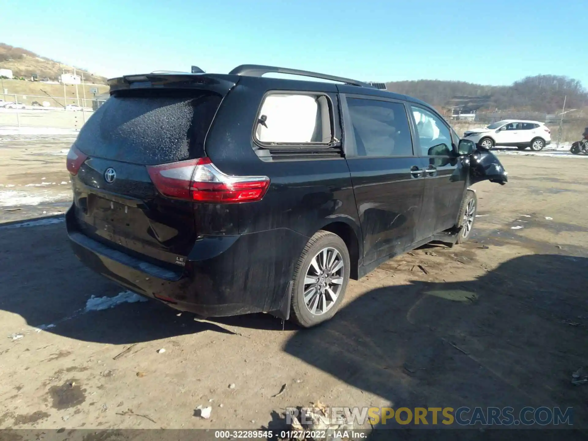 4 Фотография поврежденного автомобиля 5TDJZ3DC8KS225542 TOYOTA SIENNA 2019