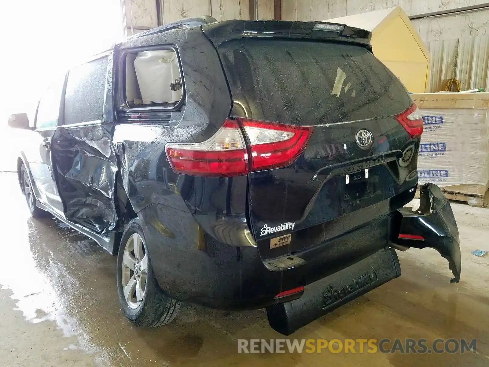 3 Photograph of a damaged car 5TDKZ3DC0KS011763 TOYOTA SIENNA 2019