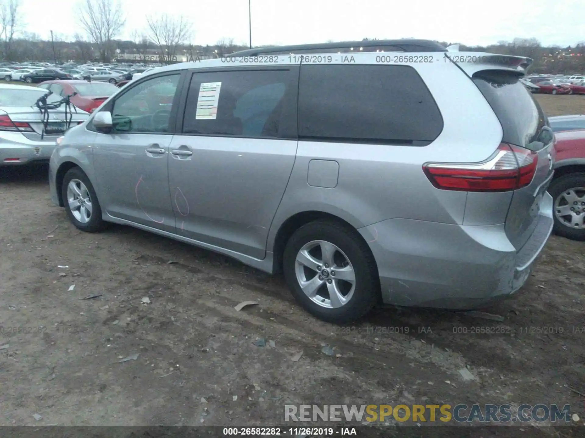 3 Photograph of a damaged car 5TDKZ3DC0KS994346 TOYOTA SIENNA 2019