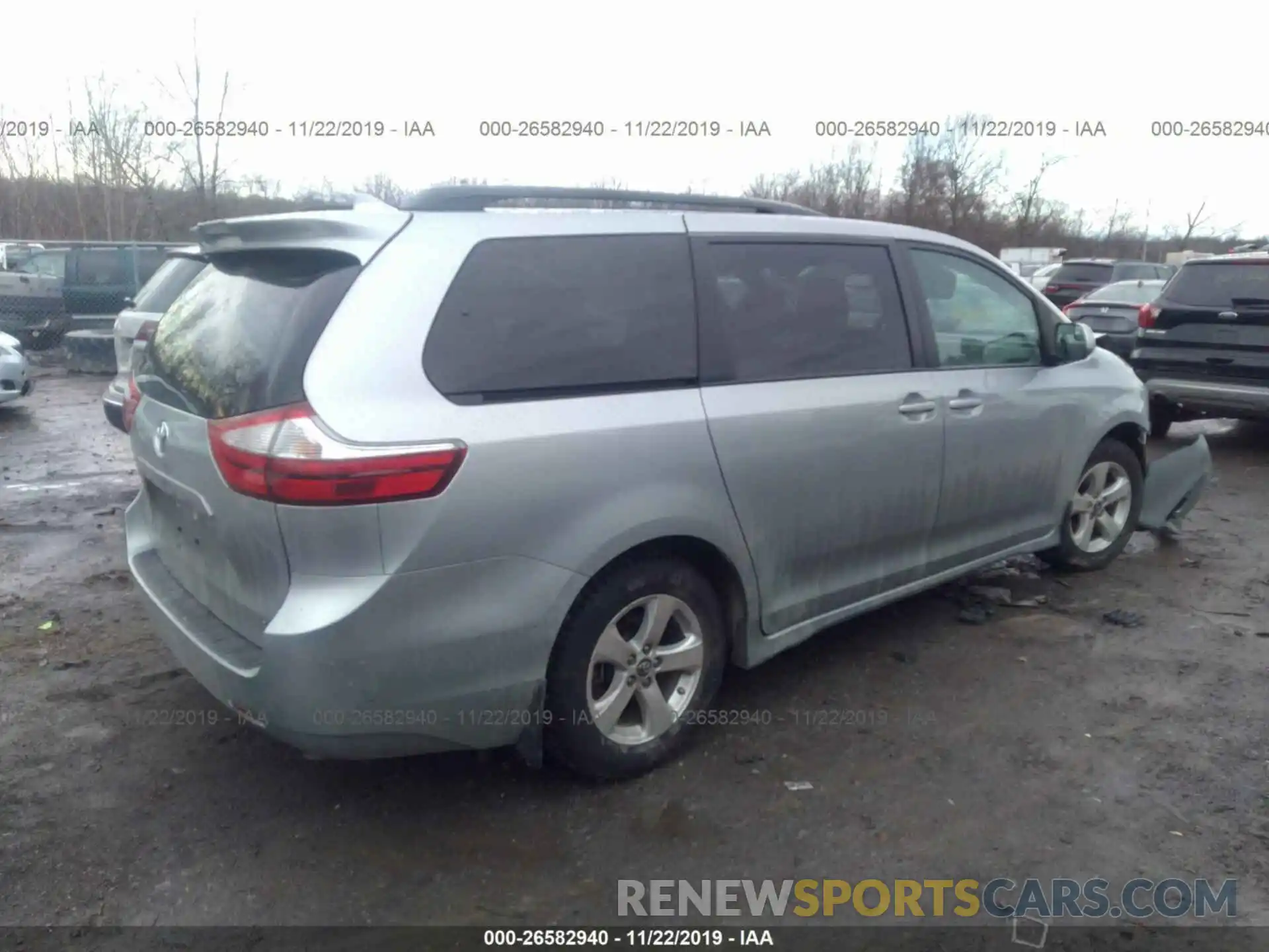 4 Фотография поврежденного автомобиля 5TDKZ3DC0KS999336 TOYOTA SIENNA 2019